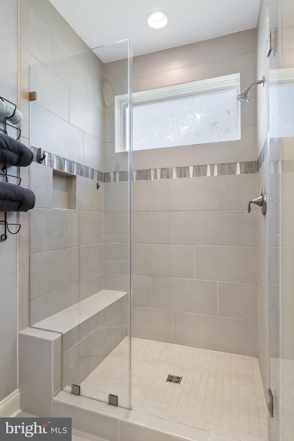 LAKE FREDERICK - Residential