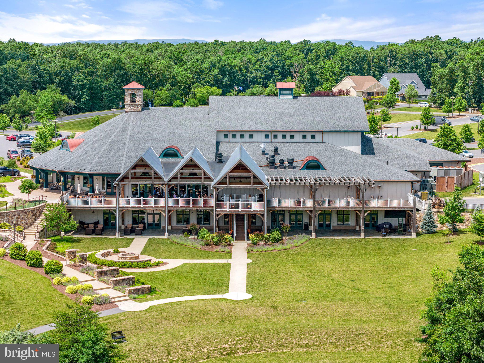 LAKE FREDERICK - Residential
