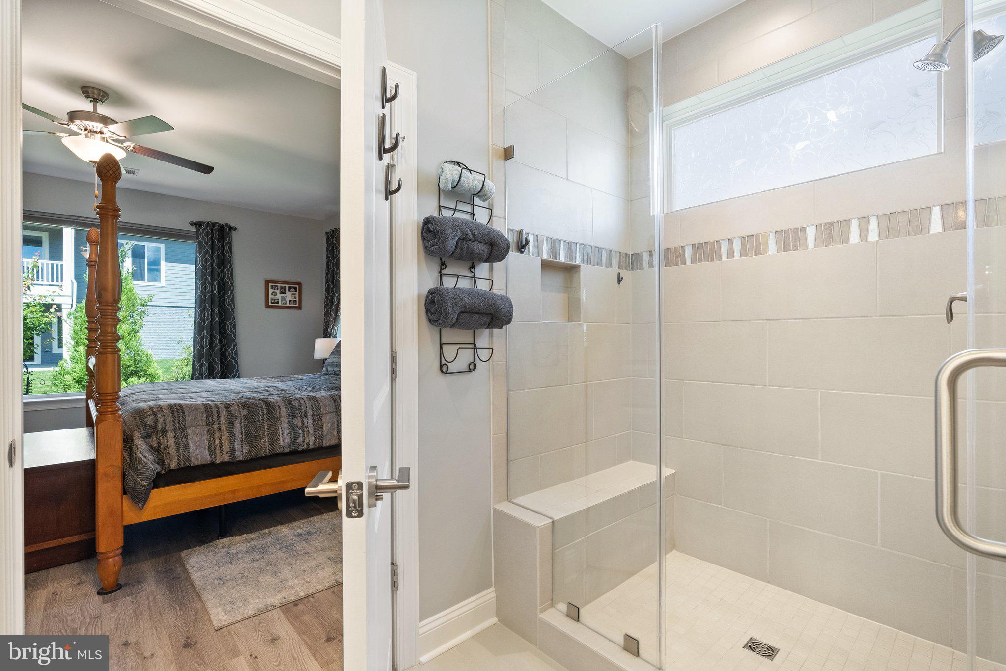 LAKE FREDERICK - Residential