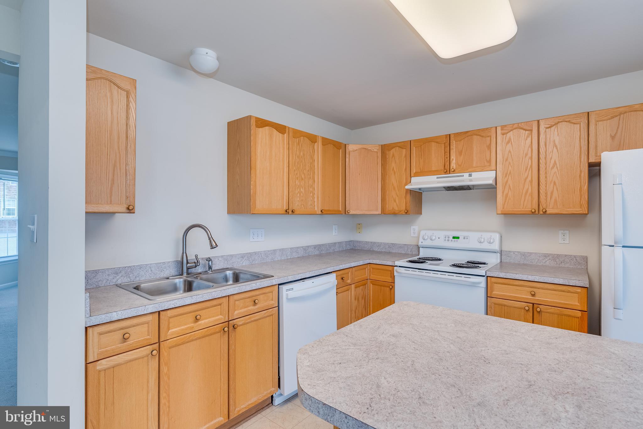 COUNTY GREEN - Residential