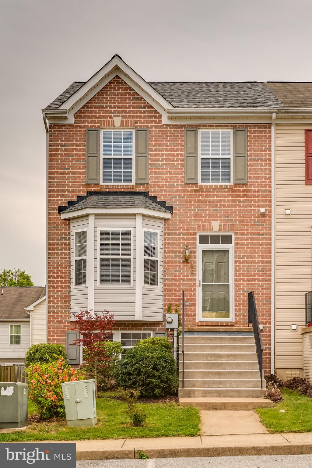 COUNTY GREEN - Residential