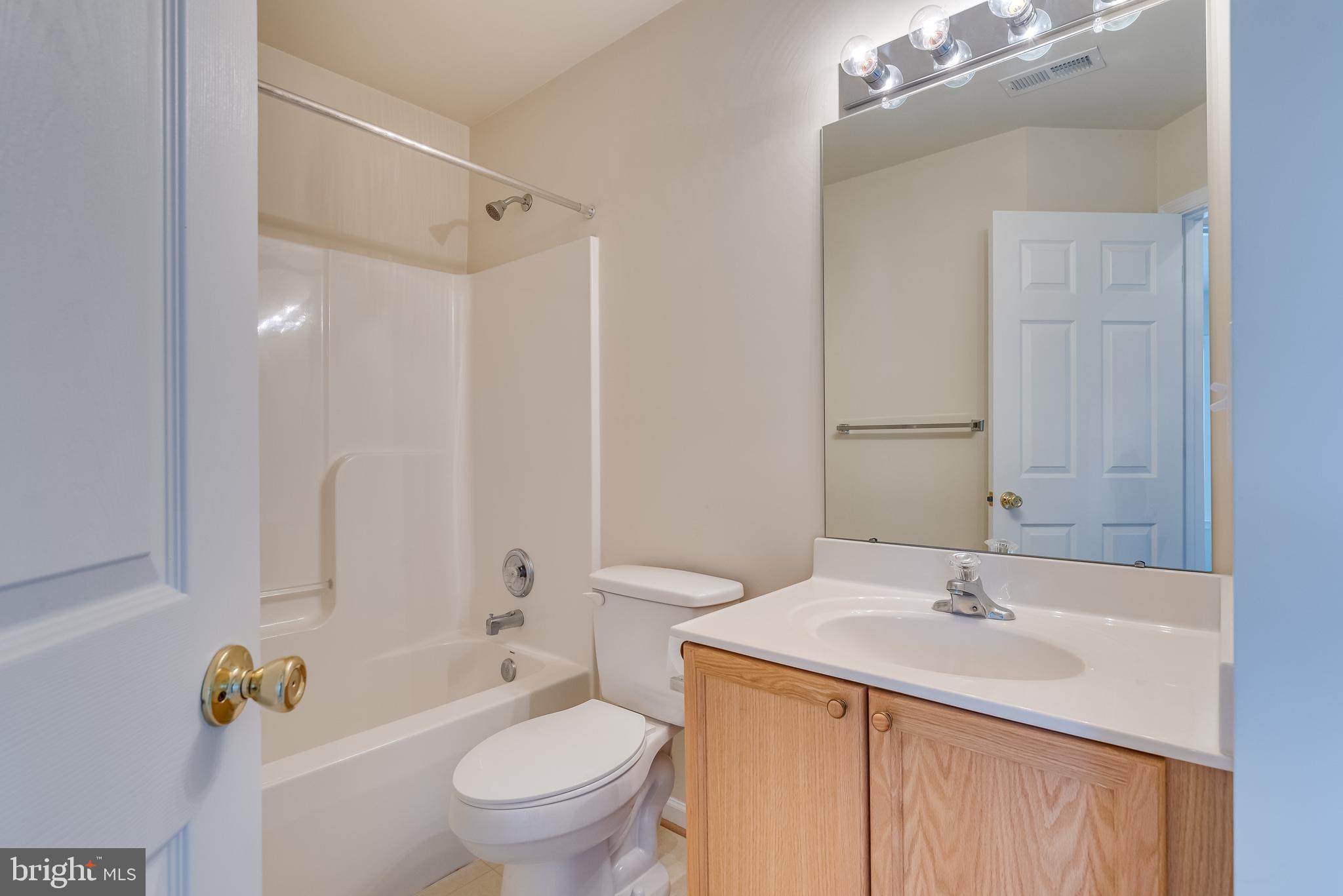 COUNTY GREEN - Residential