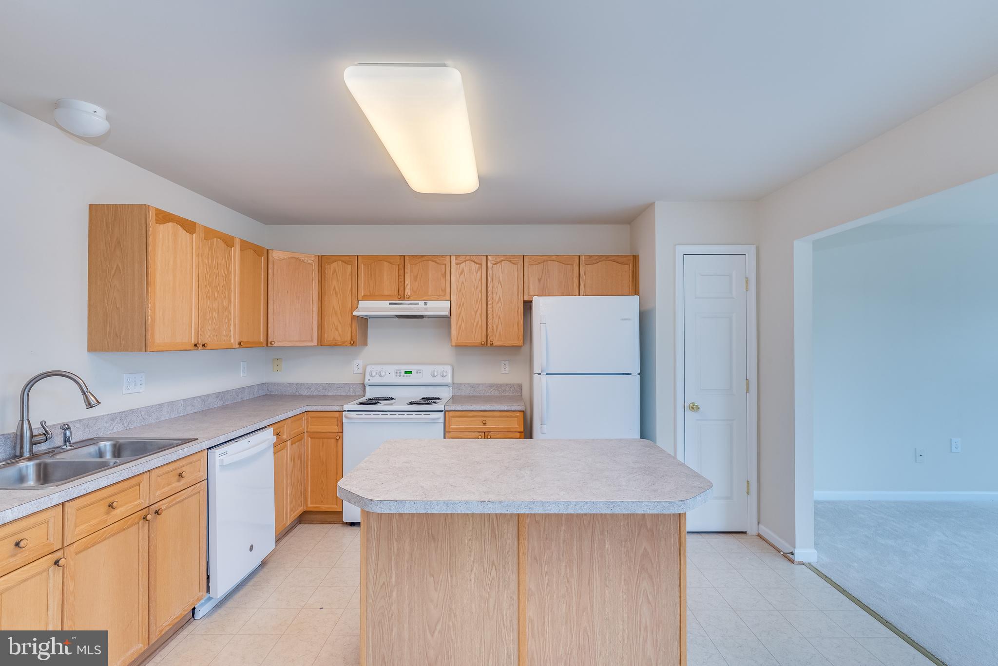 COUNTY GREEN - Residential