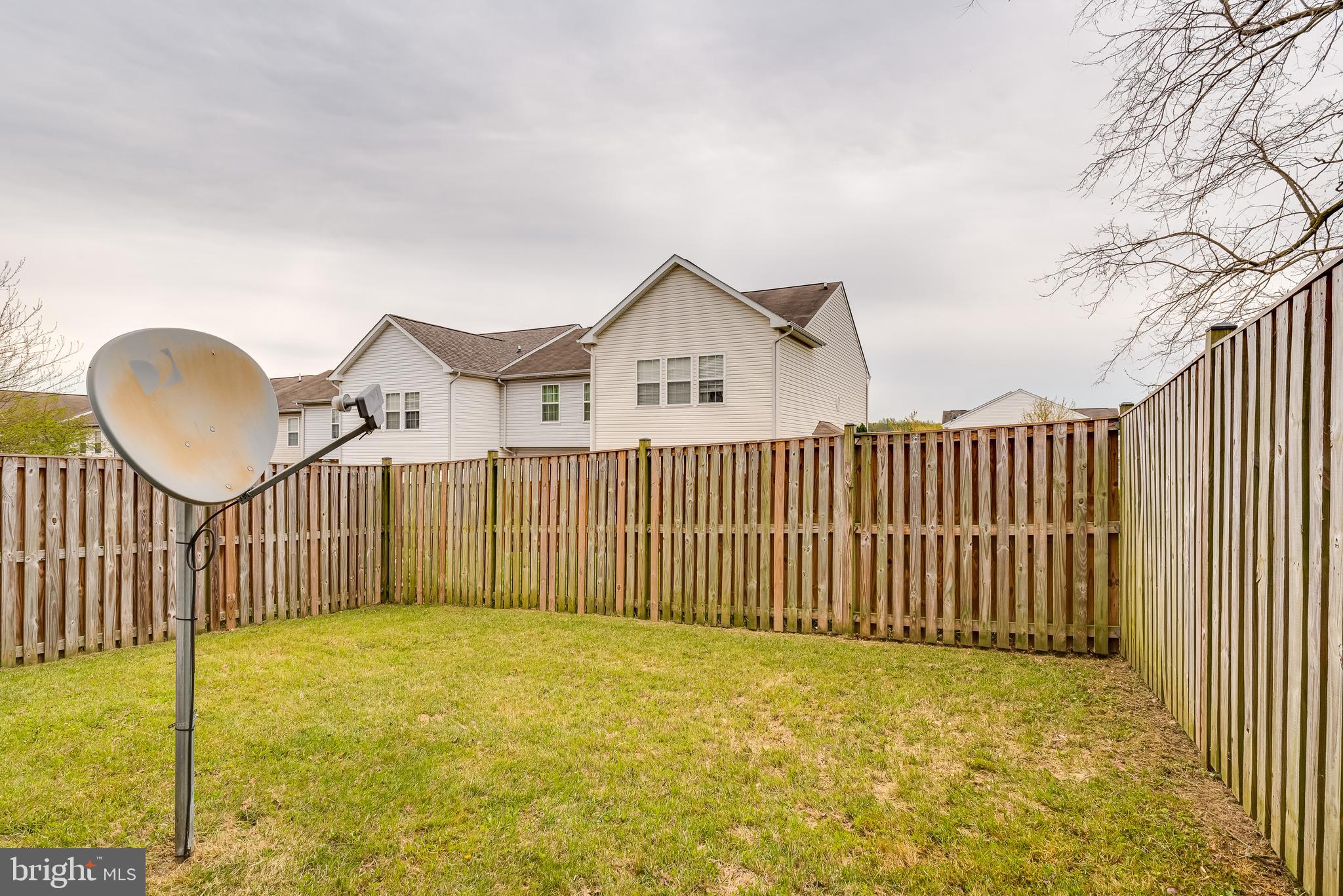 COUNTY GREEN - Residential