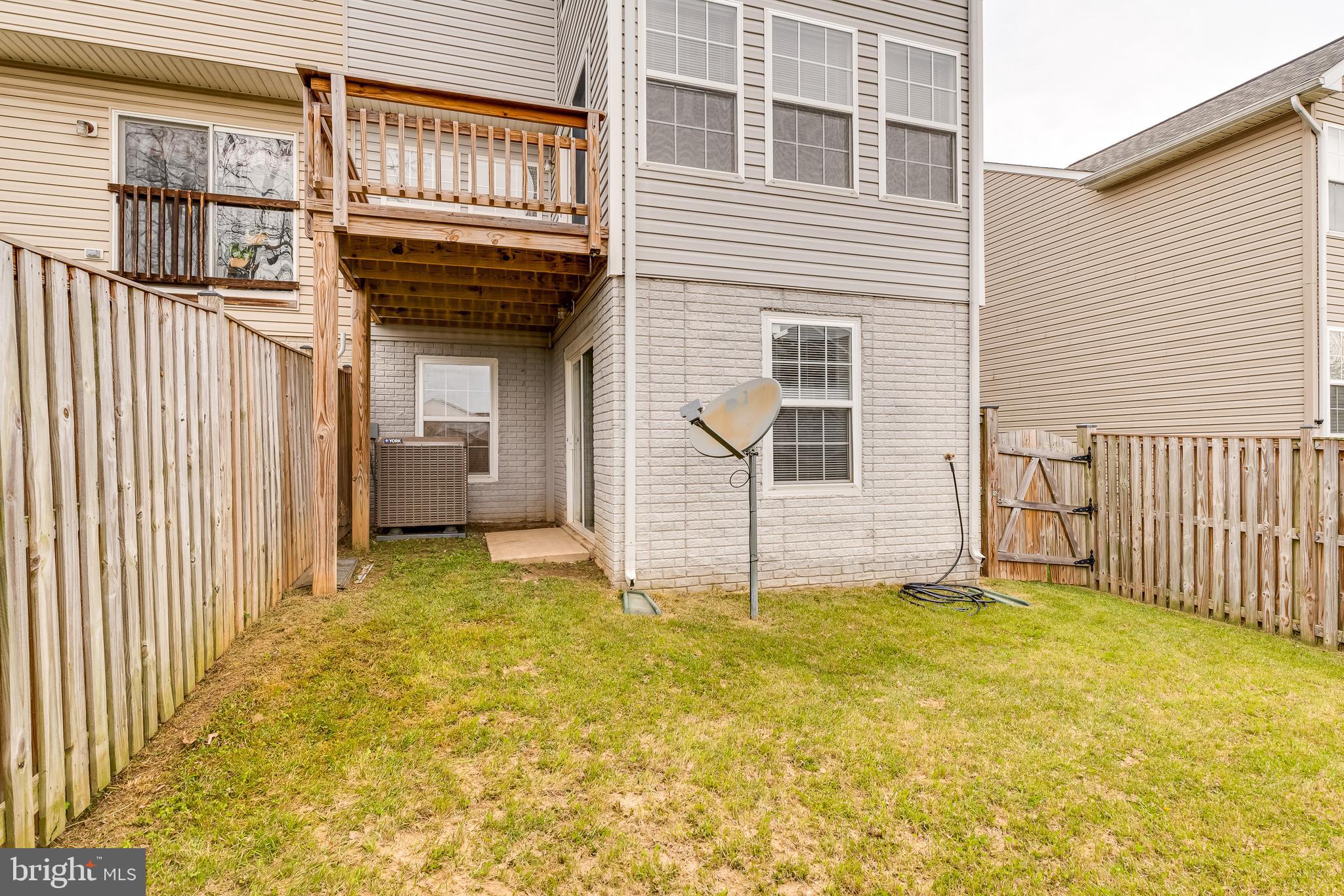 COUNTY GREEN - Residential