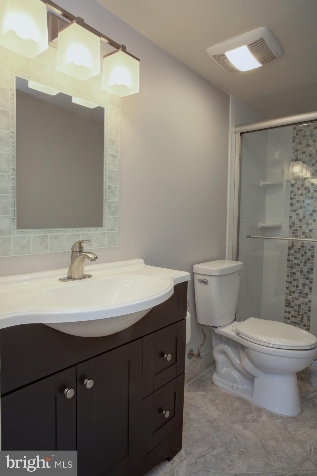 REGENCY AT MCLEAN - Residential Lease