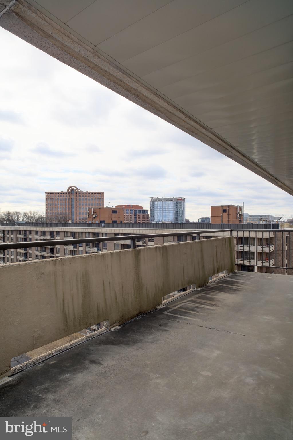 REGENCY AT MCLEAN - Residential Lease