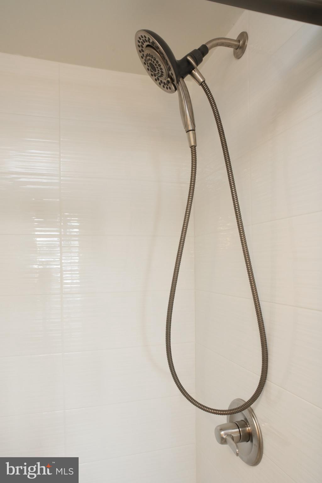 REGENCY AT MCLEAN - Residential Lease