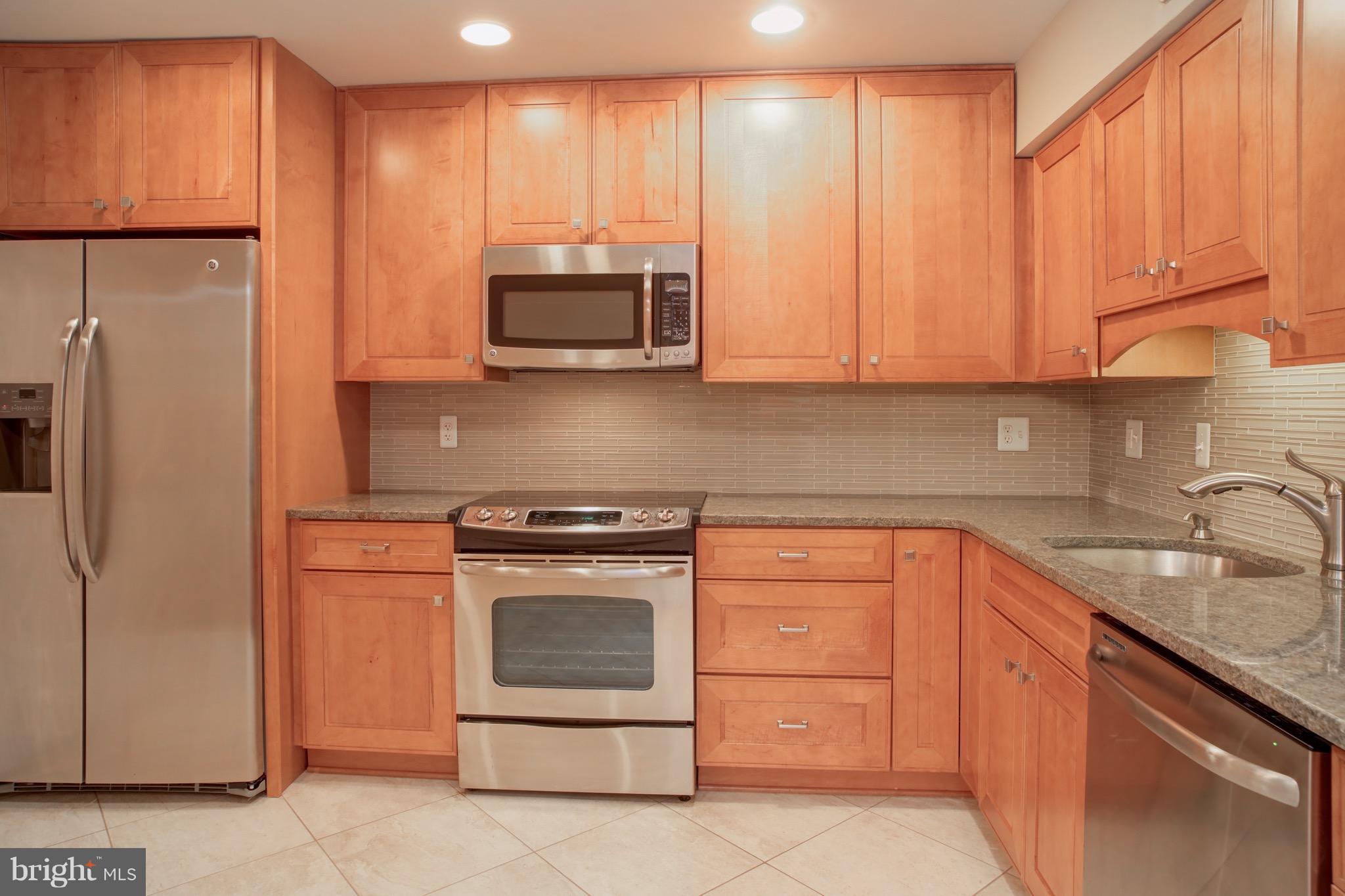 REGENCY AT MCLEAN - Residential Lease