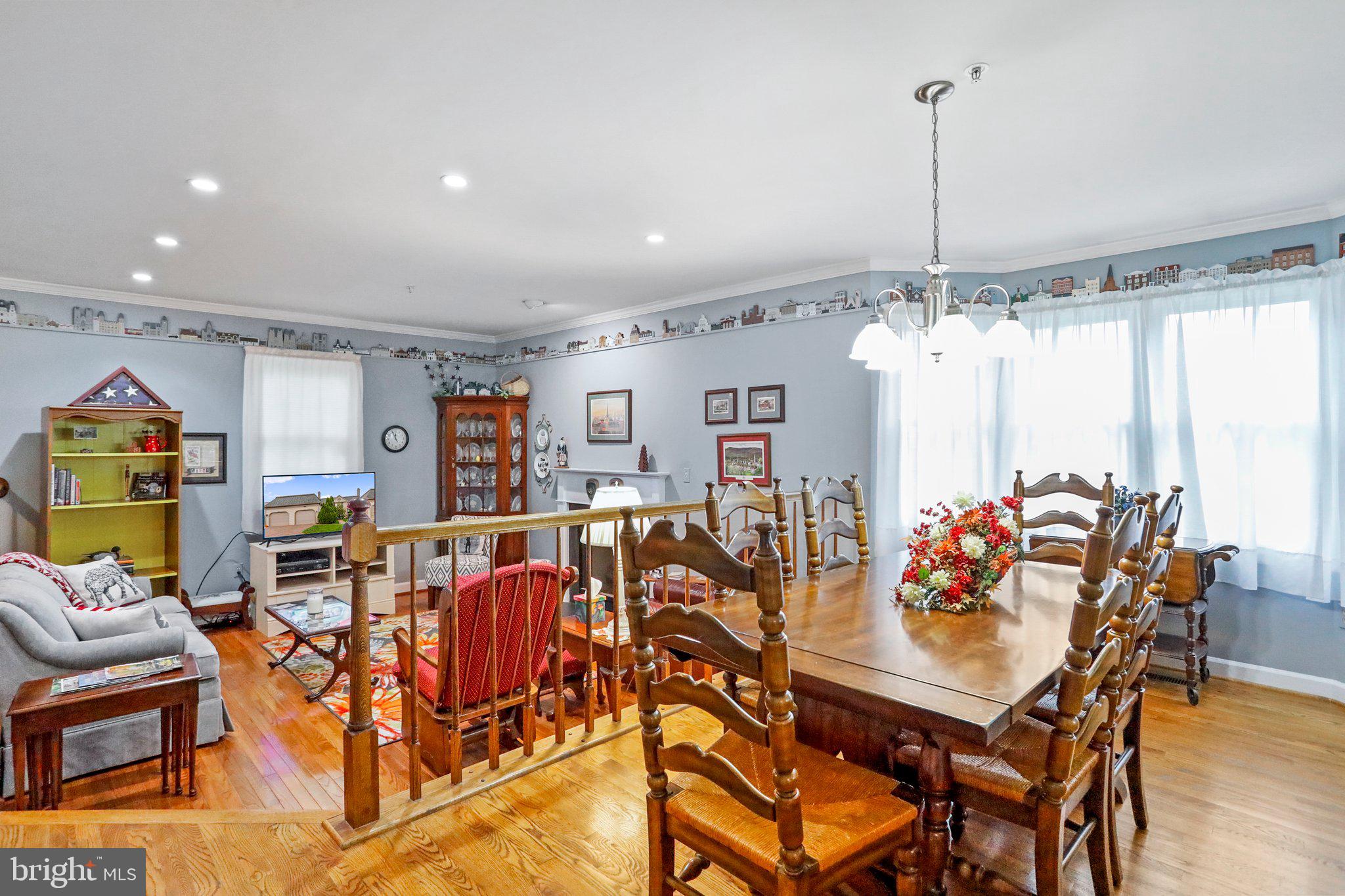 WORMANS MILL - Residential