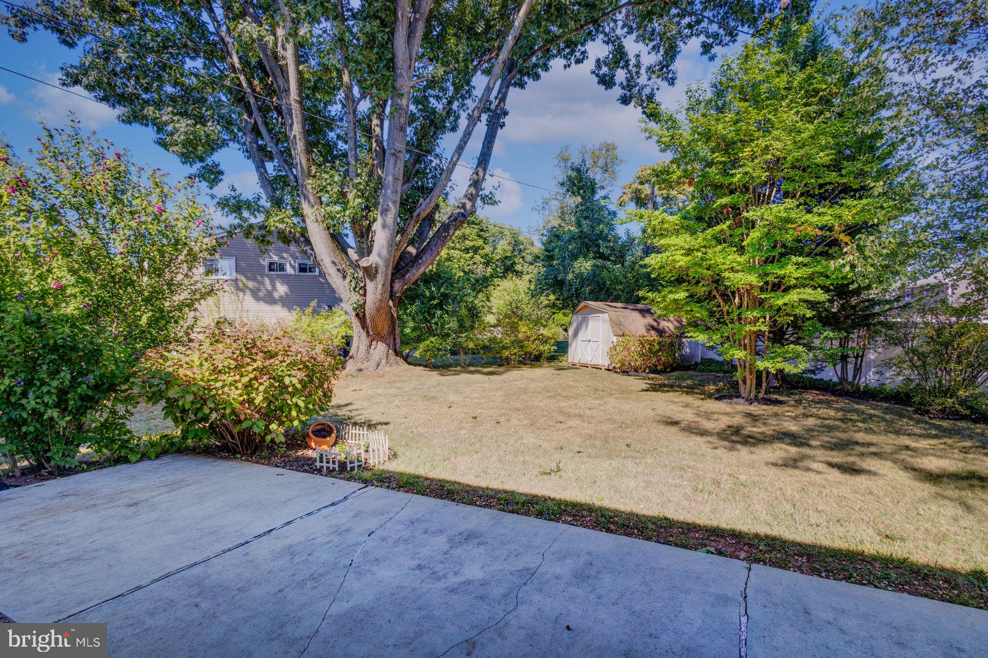 NORTH HILLS - Residential