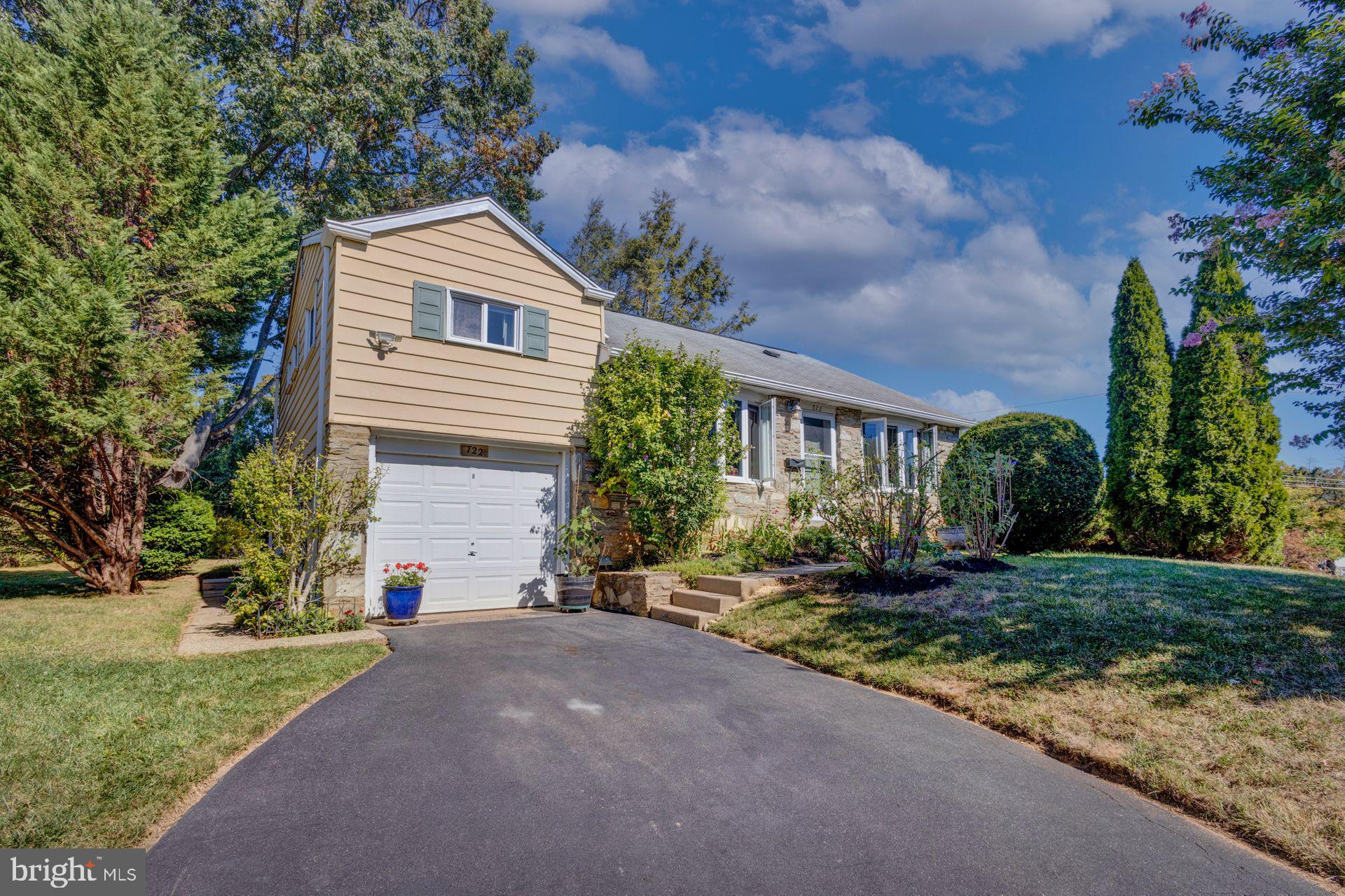 NORTH HILLS - Residential