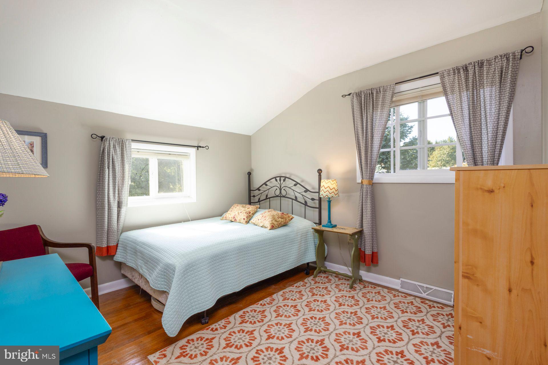 NORTH HILLS - Residential