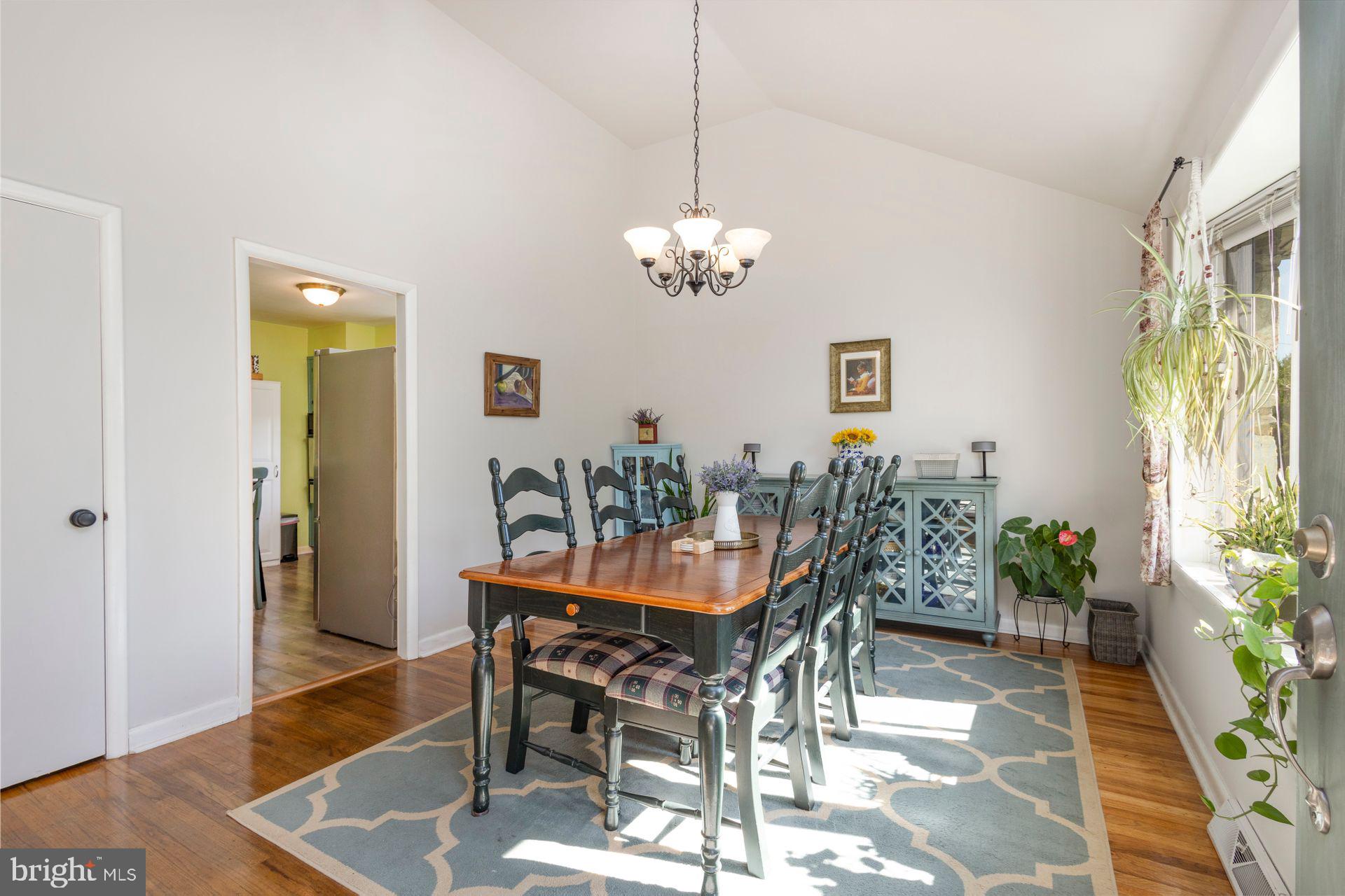 NORTH HILLS - Residential