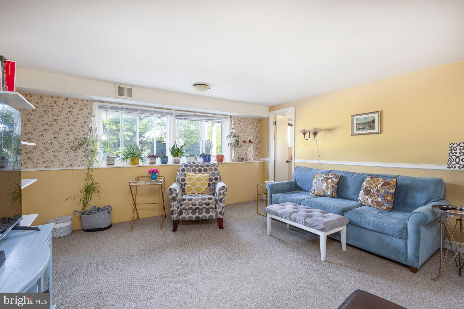 NORTH HILLS - Residential