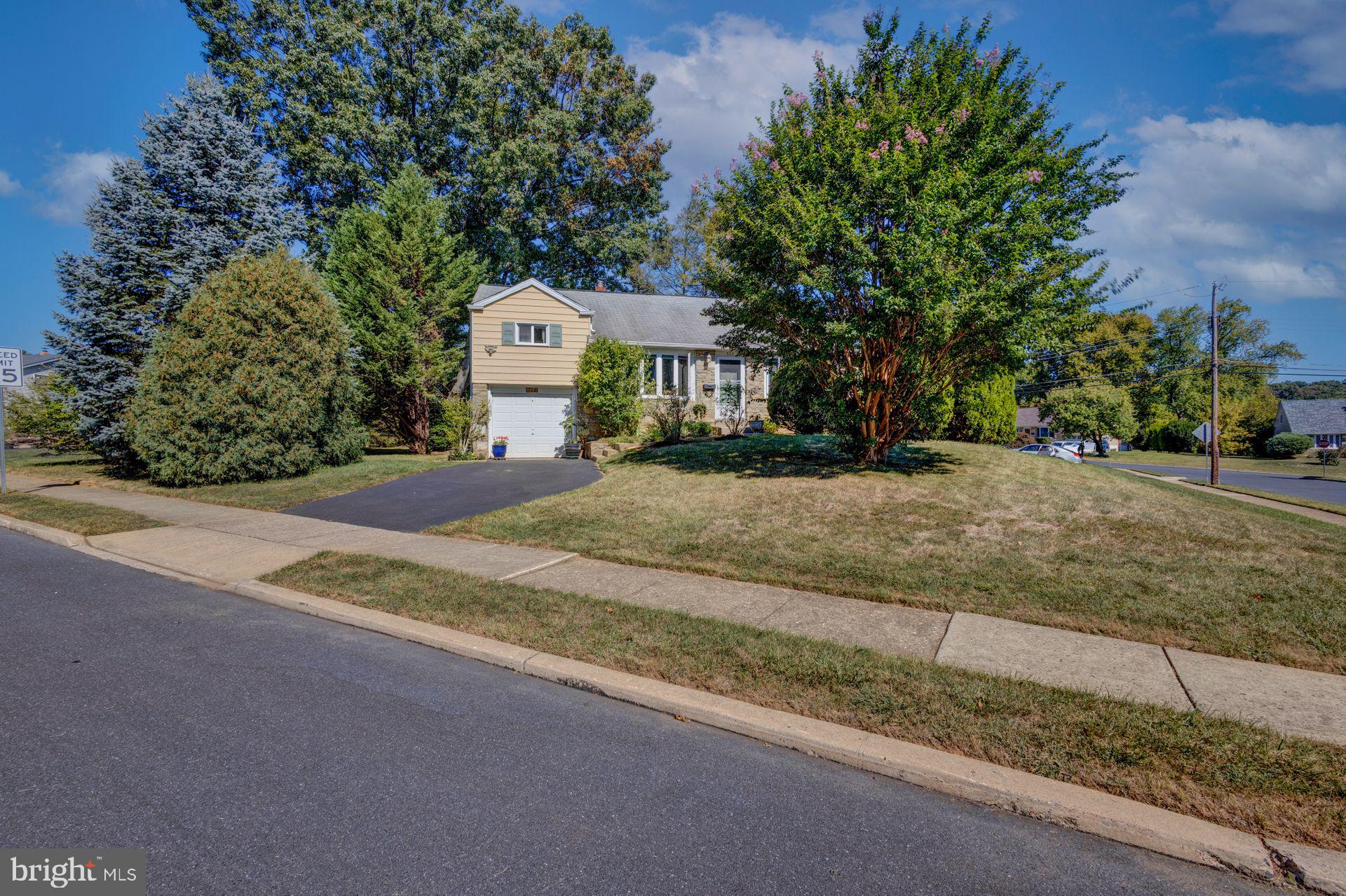 NORTH HILLS - Residential