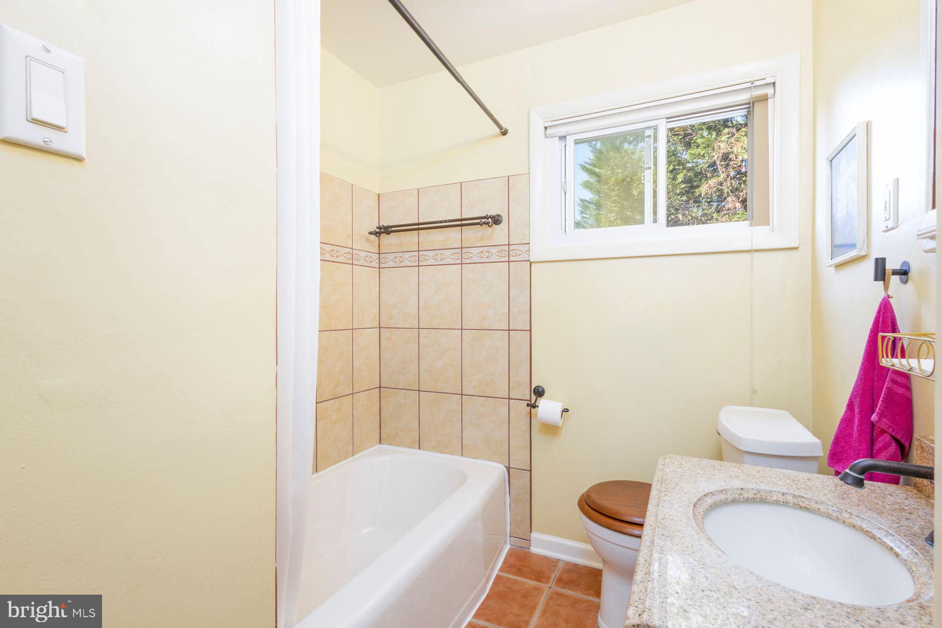 NORTH HILLS - Residential