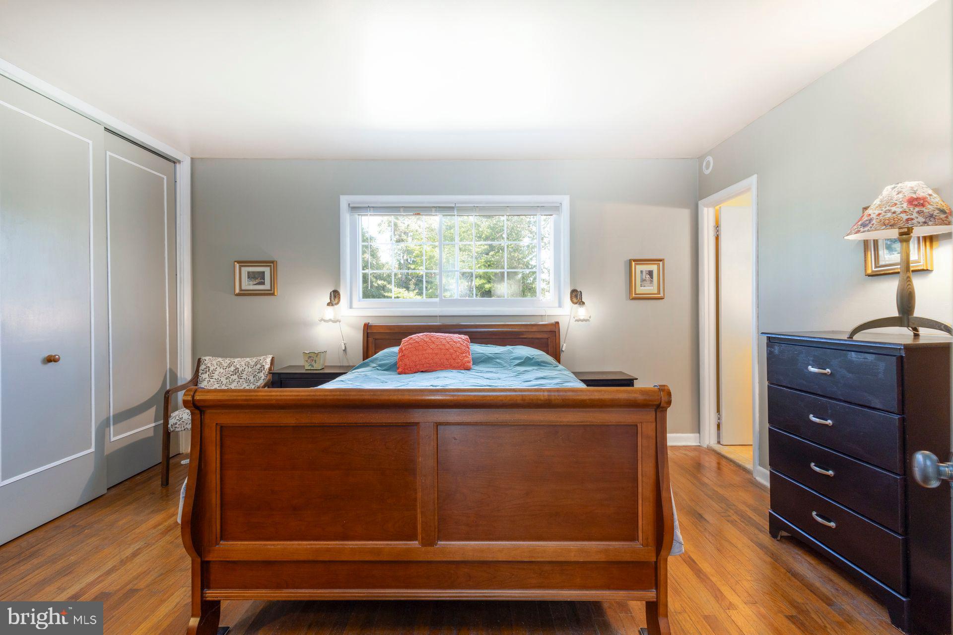 NORTH HILLS - Residential