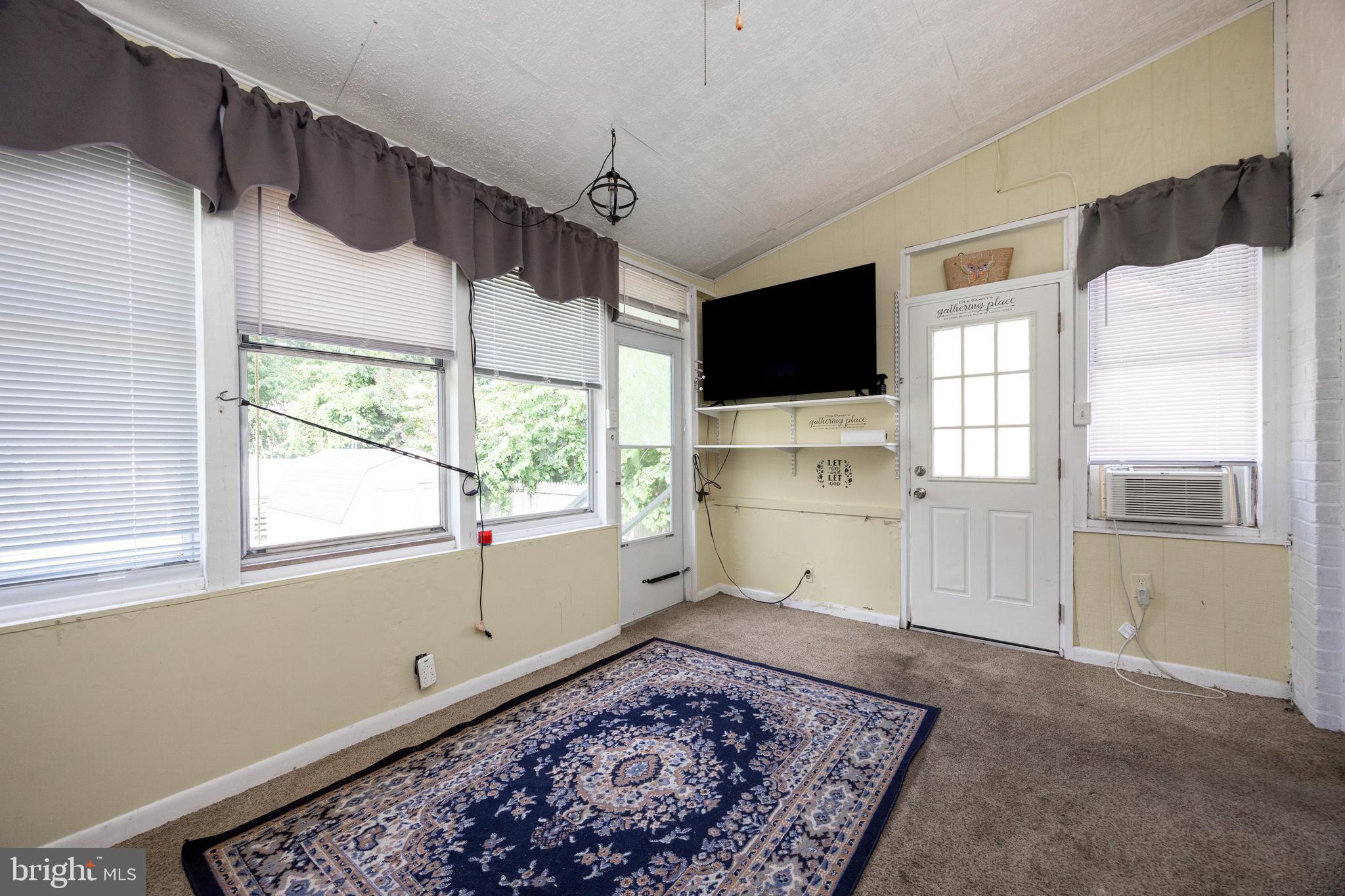 COLLINGDALE - Residential