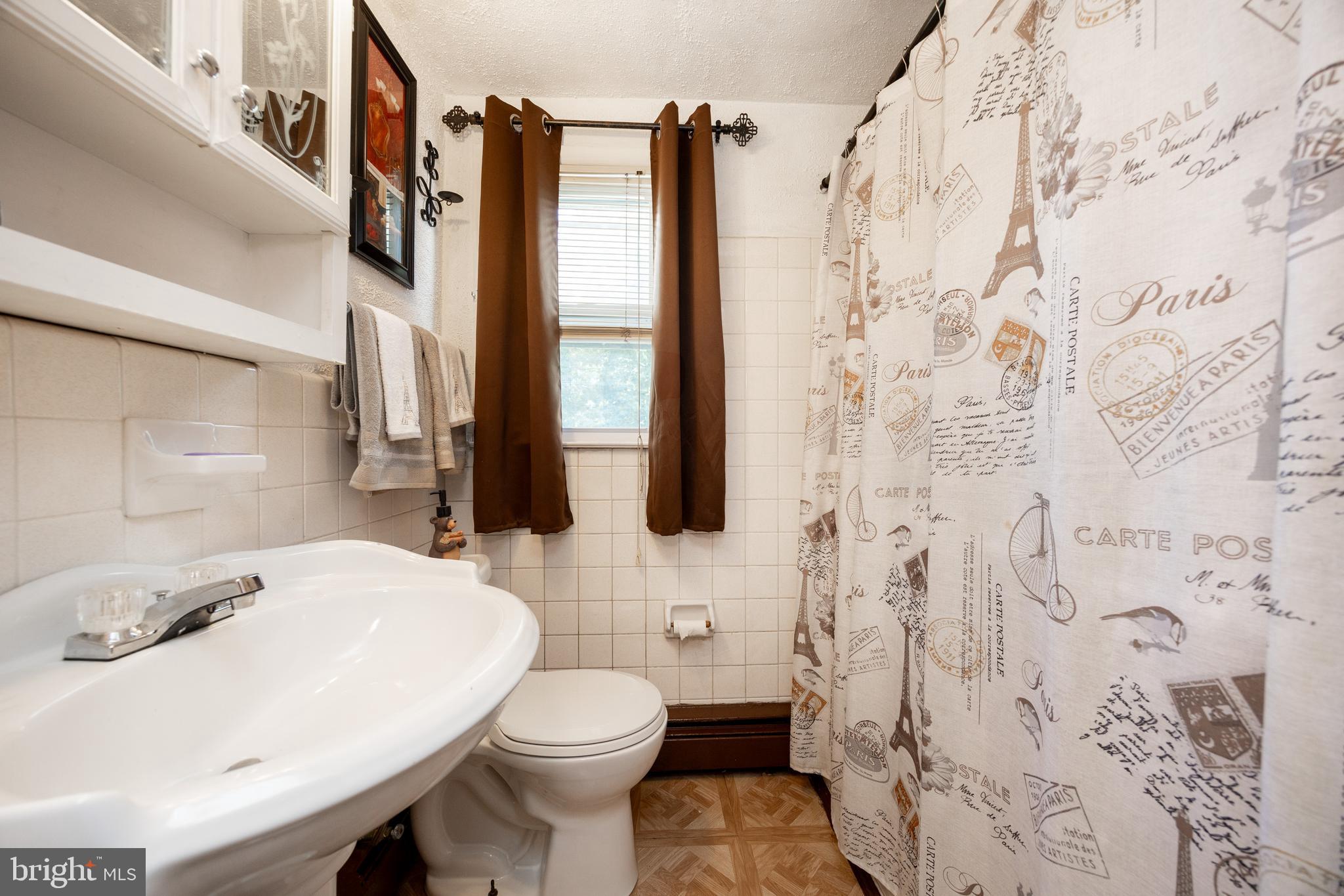 COLLINGDALE - Residential