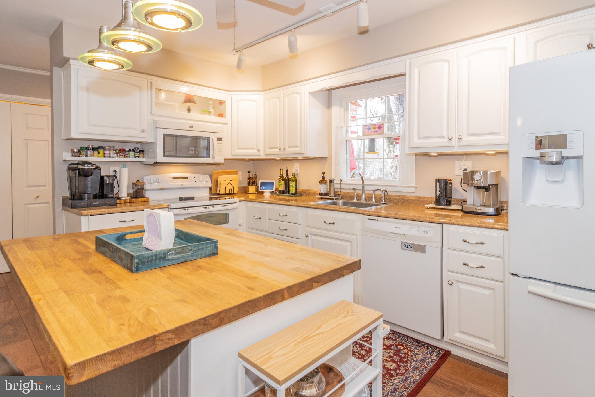 VALLEYBROOK - Residential