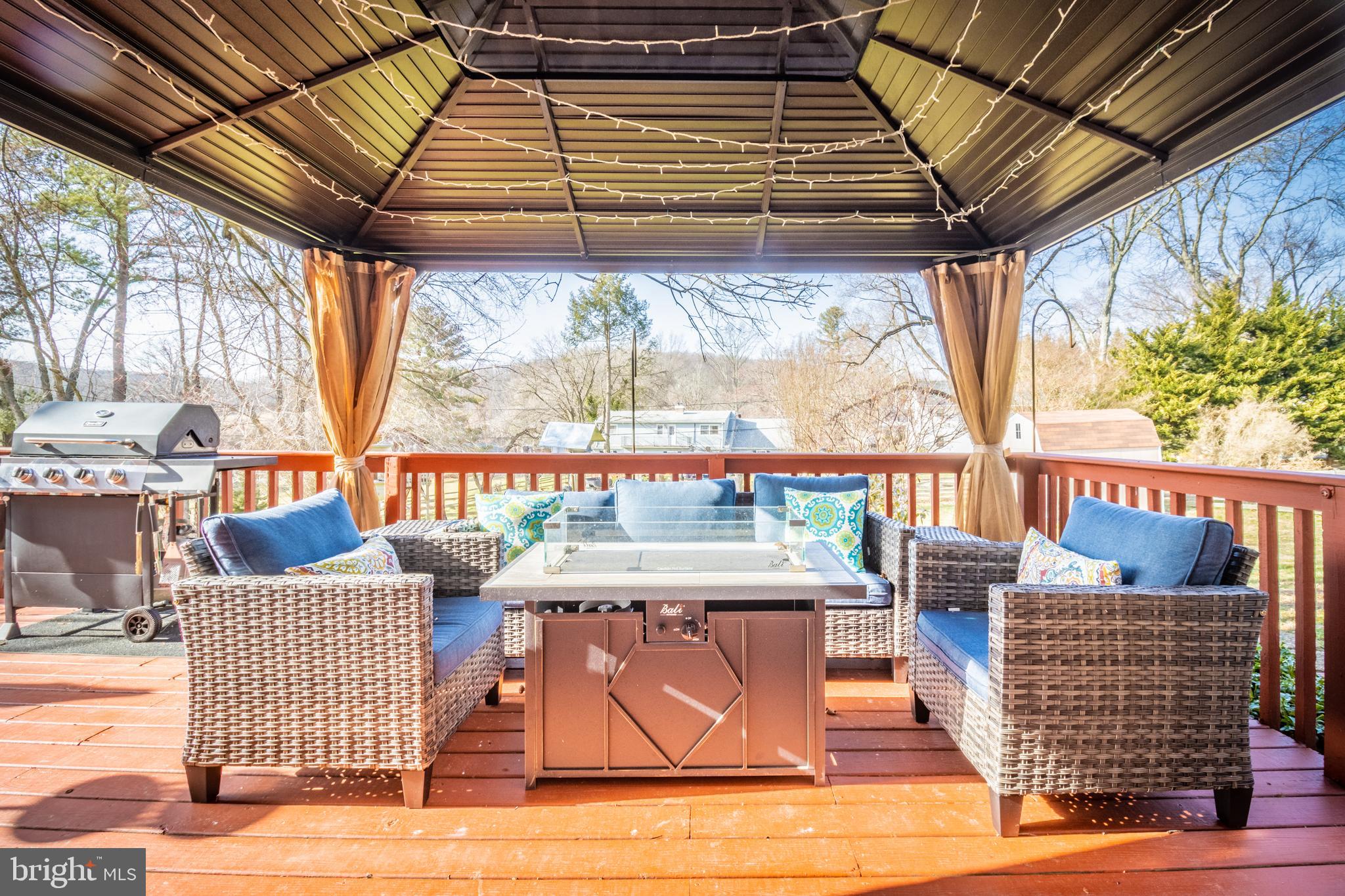 VALLEYBROOK - Residential