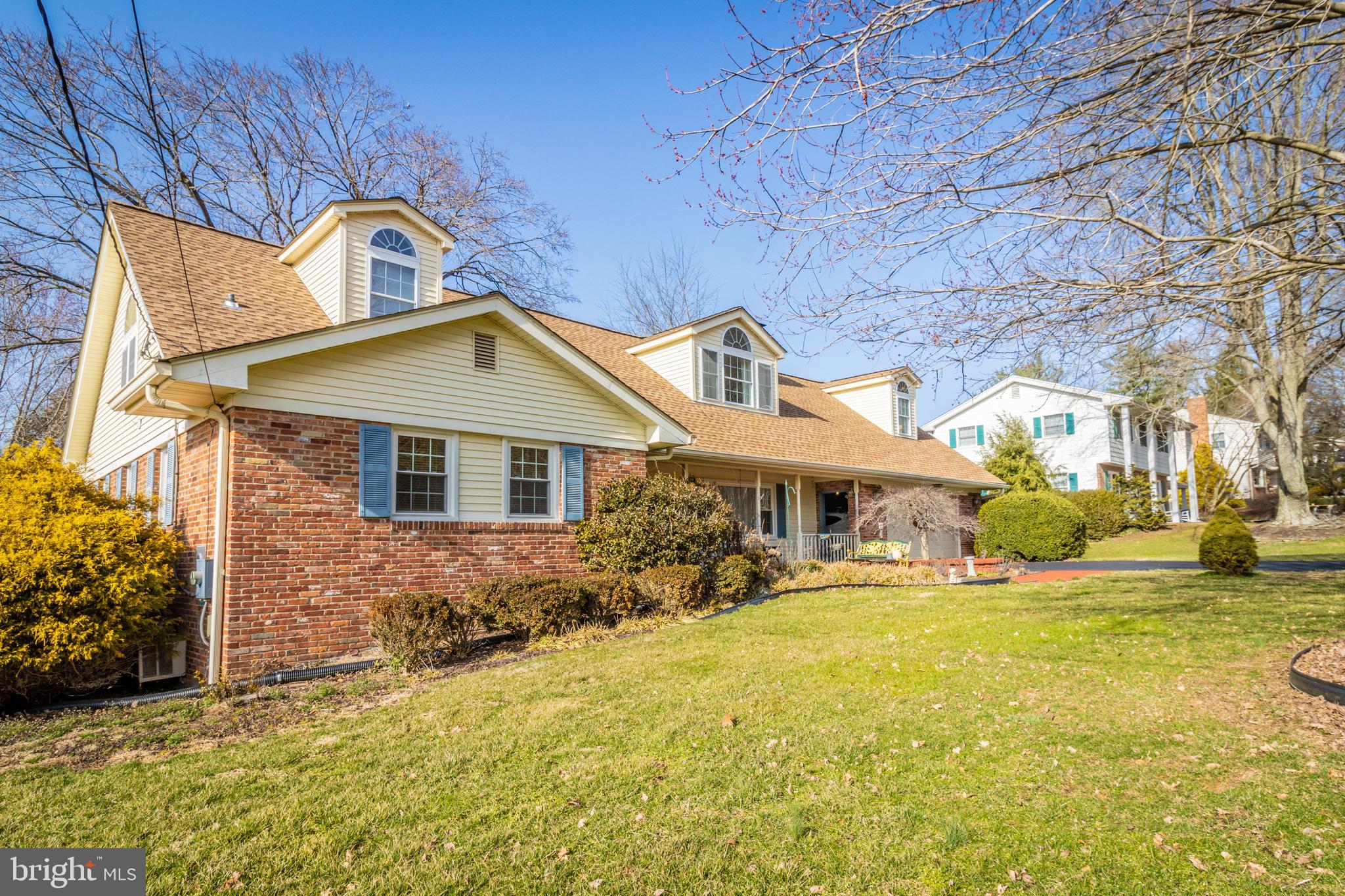 VALLEYBROOK - Residential