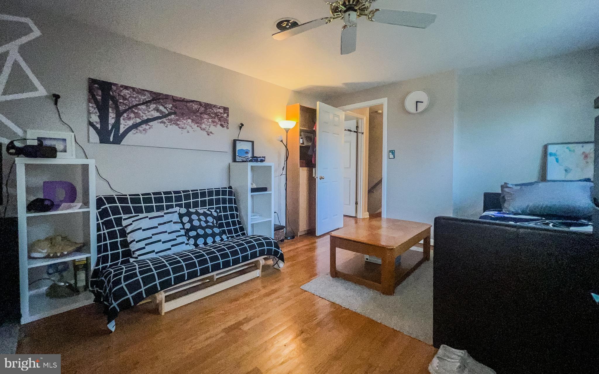 VALLEYBROOK - Residential