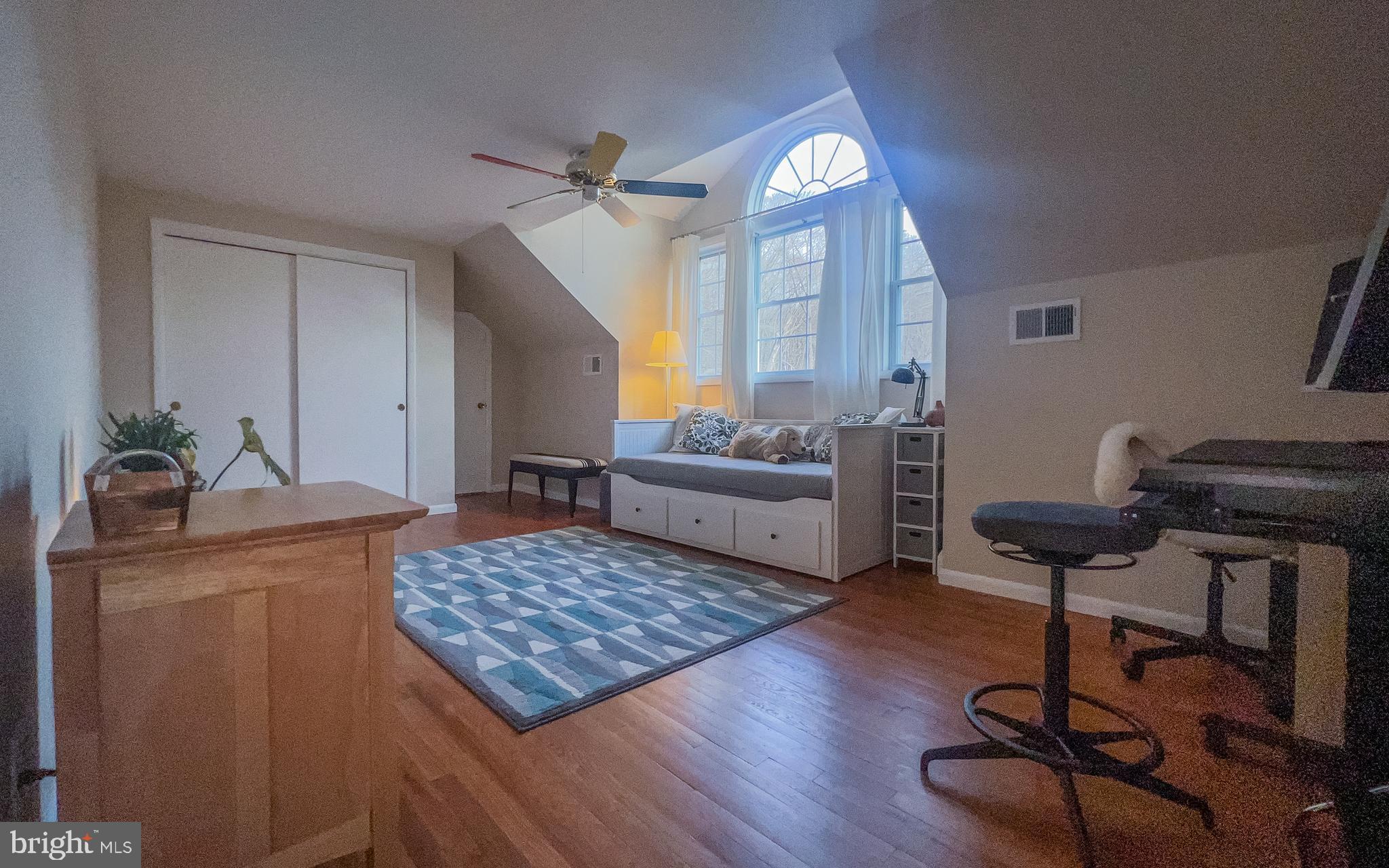 VALLEYBROOK - Residential