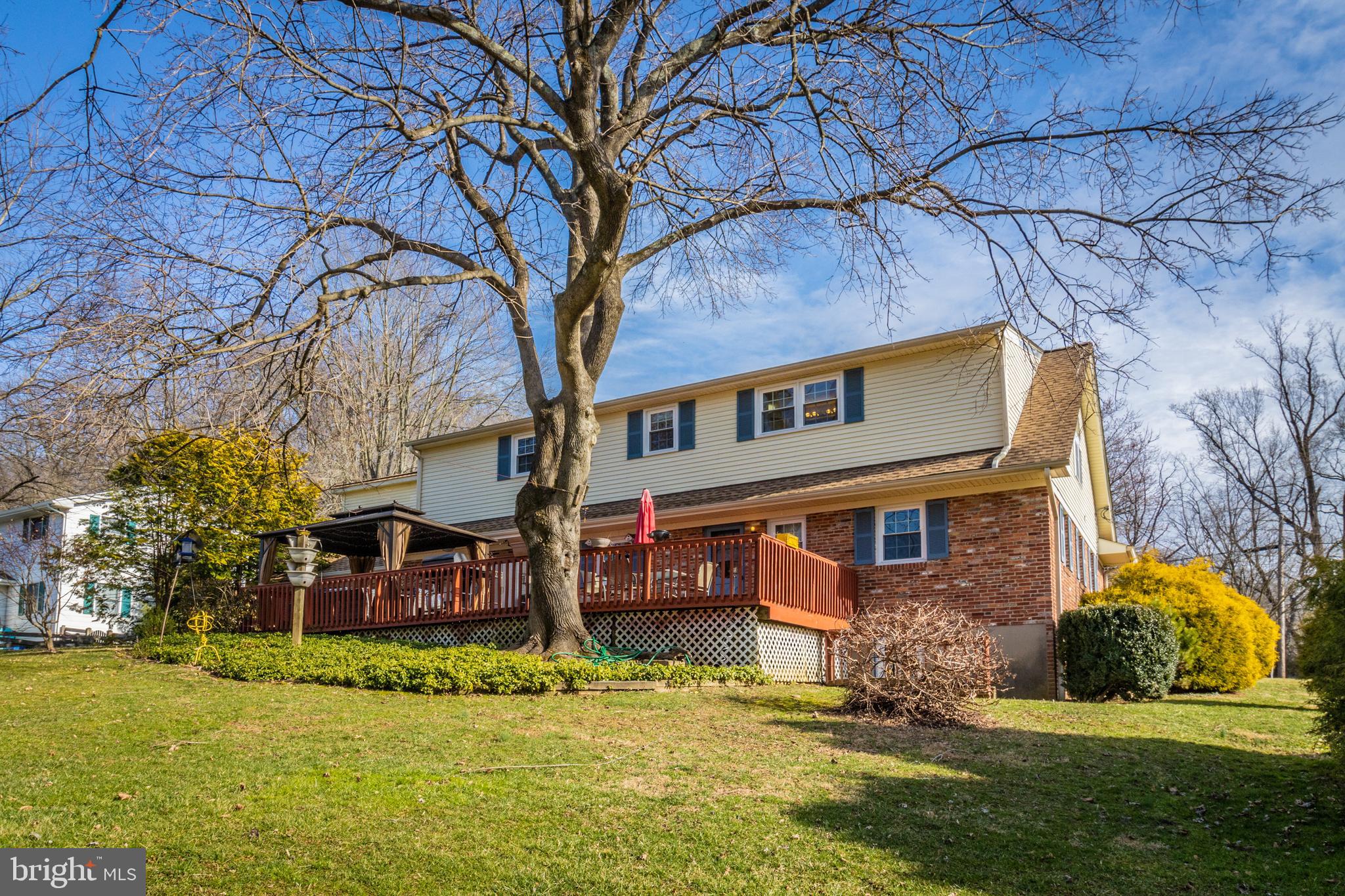 VALLEYBROOK - Residential