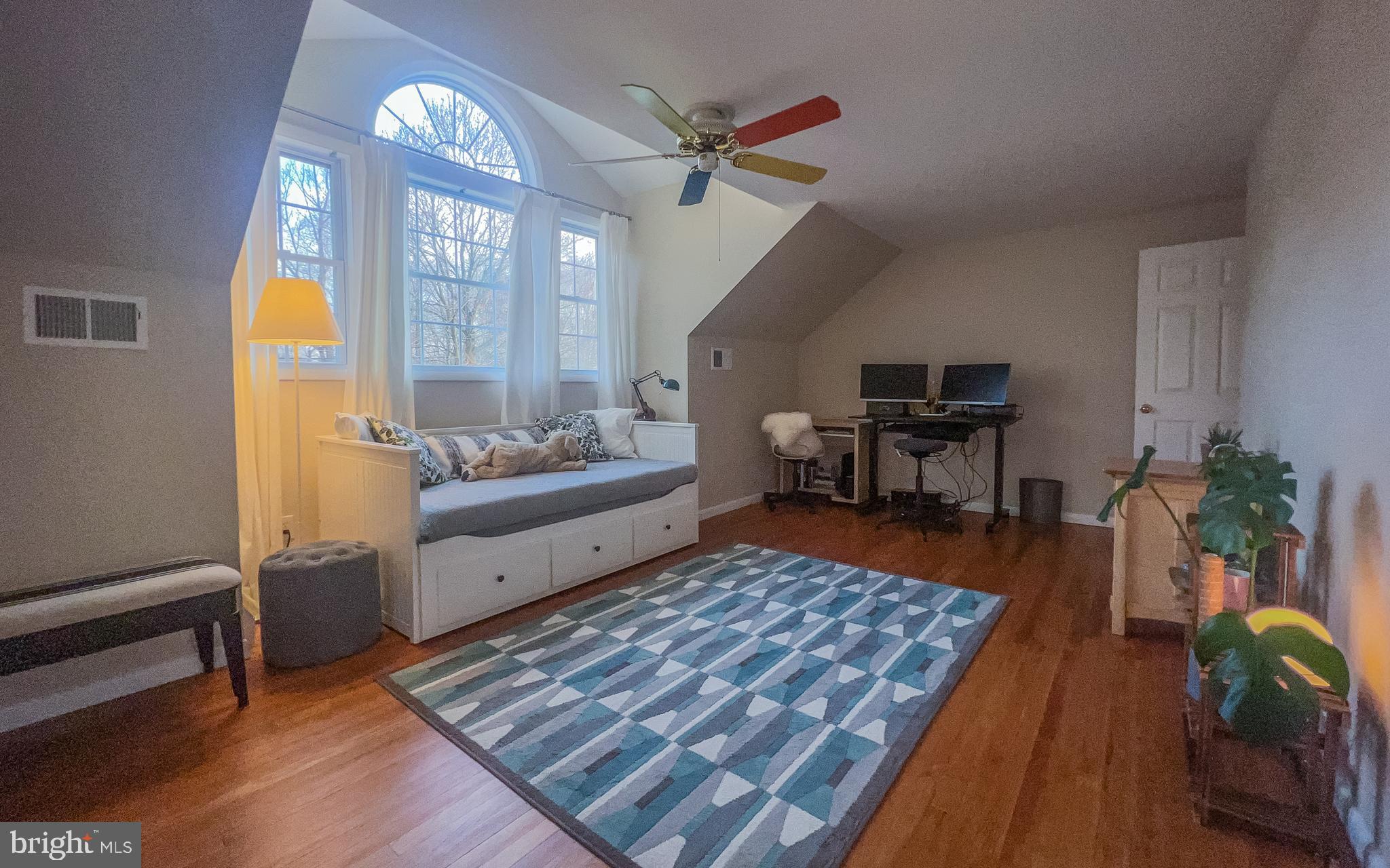 VALLEYBROOK - Residential