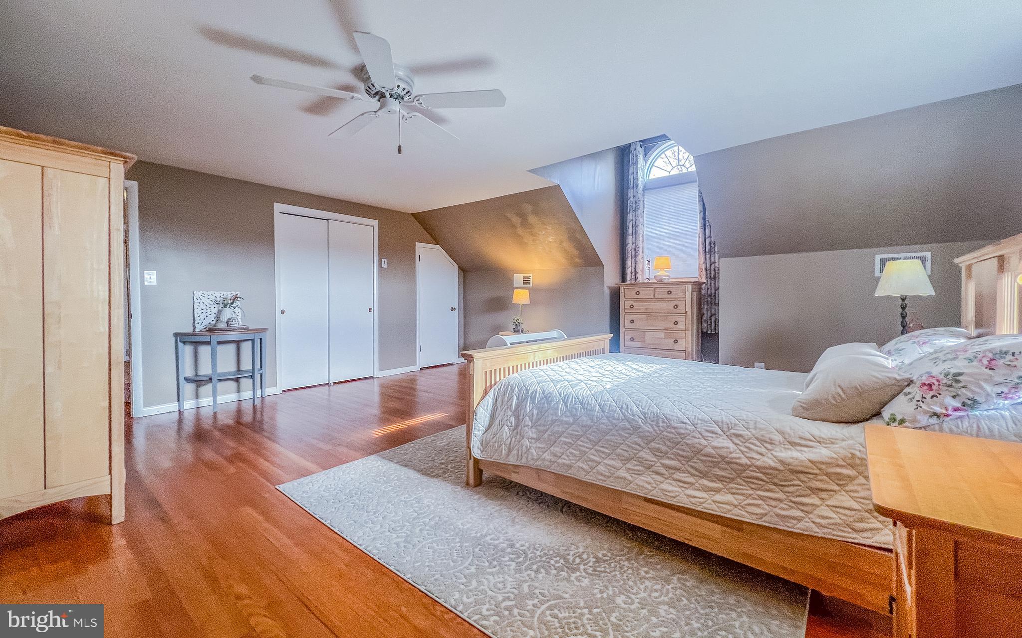 VALLEYBROOK - Residential