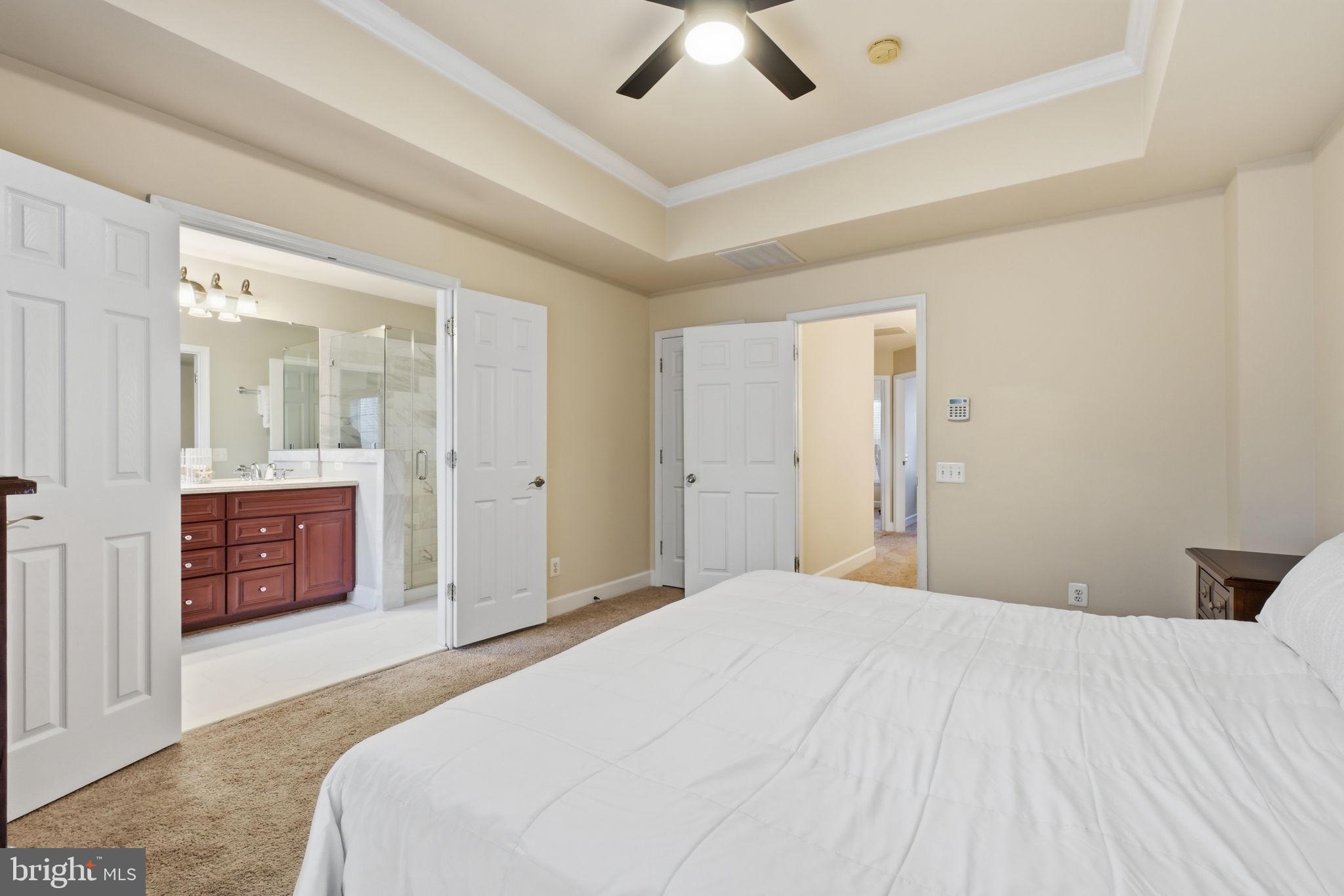 POTOMAC CLUB CONDOMINIUMS - Residential