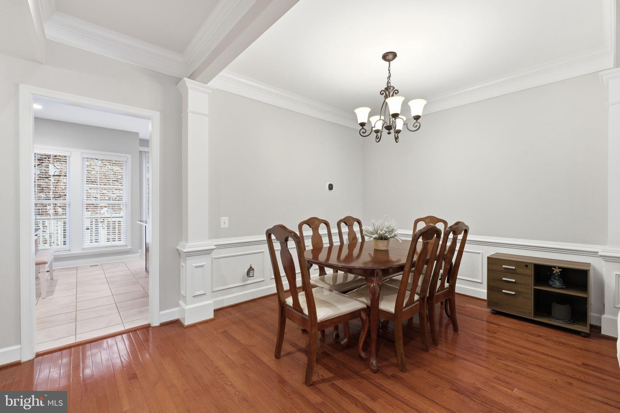 POTOMAC CLUB CONDOMINIUMS - Residential