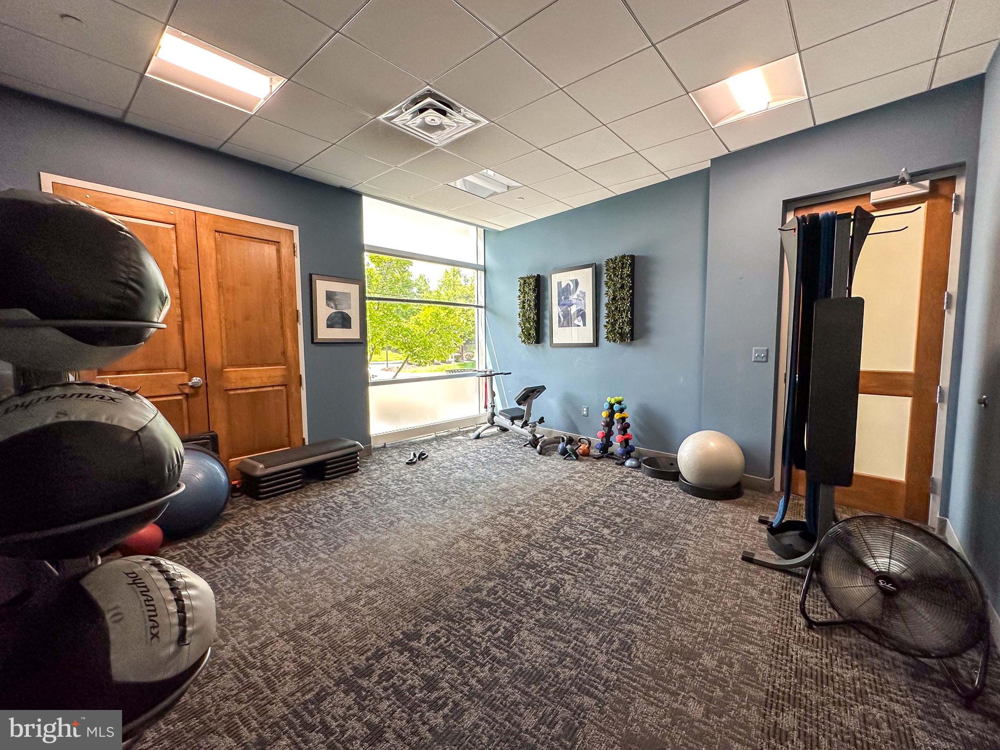 POTOMAC CLUB CONDOMINIUMS - Residential