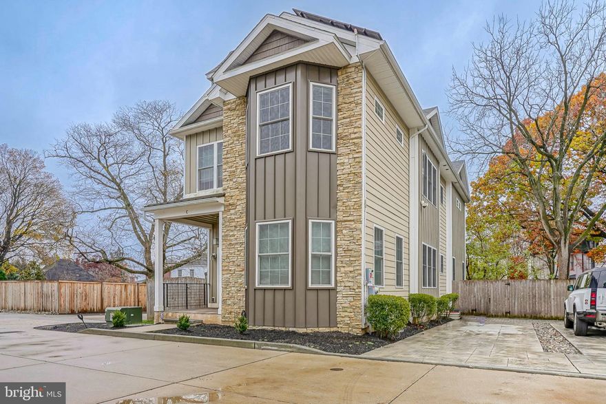 Welcome to 538 Leverington Ave #C—an exceptional 4 bedroom, 3.5 bathroom single, detached home built in 2016 and located within Leverington Mews, an exclusive 4-home community tucked away down a private lane. Enjoy the rare combination of modern luxury, privacy, and low-maintenance living thanks to a self-managed HOA that covers snow removal, lawn care, and water.

A charming slate-tiled front porch leads to dramatic double entry doors, opening into a bright, inviting living space. The first floor features an elegant coffered-ceiling dining area and a stunning chef’s kitchen with Quartz counters, farmhouse sink, wine refrigerator, drawer microwave, and a large island with breakfast seating. The kitchen flows seamlessly into the spacious family room, complete with a gas fireplace and sliding doors that lead to the rear patio and fenced backyard—perfect for outdoor dining, entertaining, or relaxing.

Upstairs, the second floor begins with a luxurious primary suite featuring custom California Closets and a spa-like ensuite bathroom with dual vanities, extra storage, heated floors, soaking tub, and a walk-in shower with handheld and rain shower heads. This level also includes a second bedroom with its own ensuite bath, two additional bedrooms, and a full hall bath. An additional laundry hookup on this level adds extra convenience.

The fully finished basement provides versatile extra living space ideal for a media room, playroom, home office, or gym. Throughout the home you’ll find rich hardwood and tile flooring, recessed lighting, custom window treatments, Bluetooth sound system, and thoughtful upgrades including a tankless water heater, radon remediation system, and 2-zone heating and cooling.

A private parking pad accommodates two cars and includes a 240-volt outlet for EV charging. The community also offers ample guest parking.