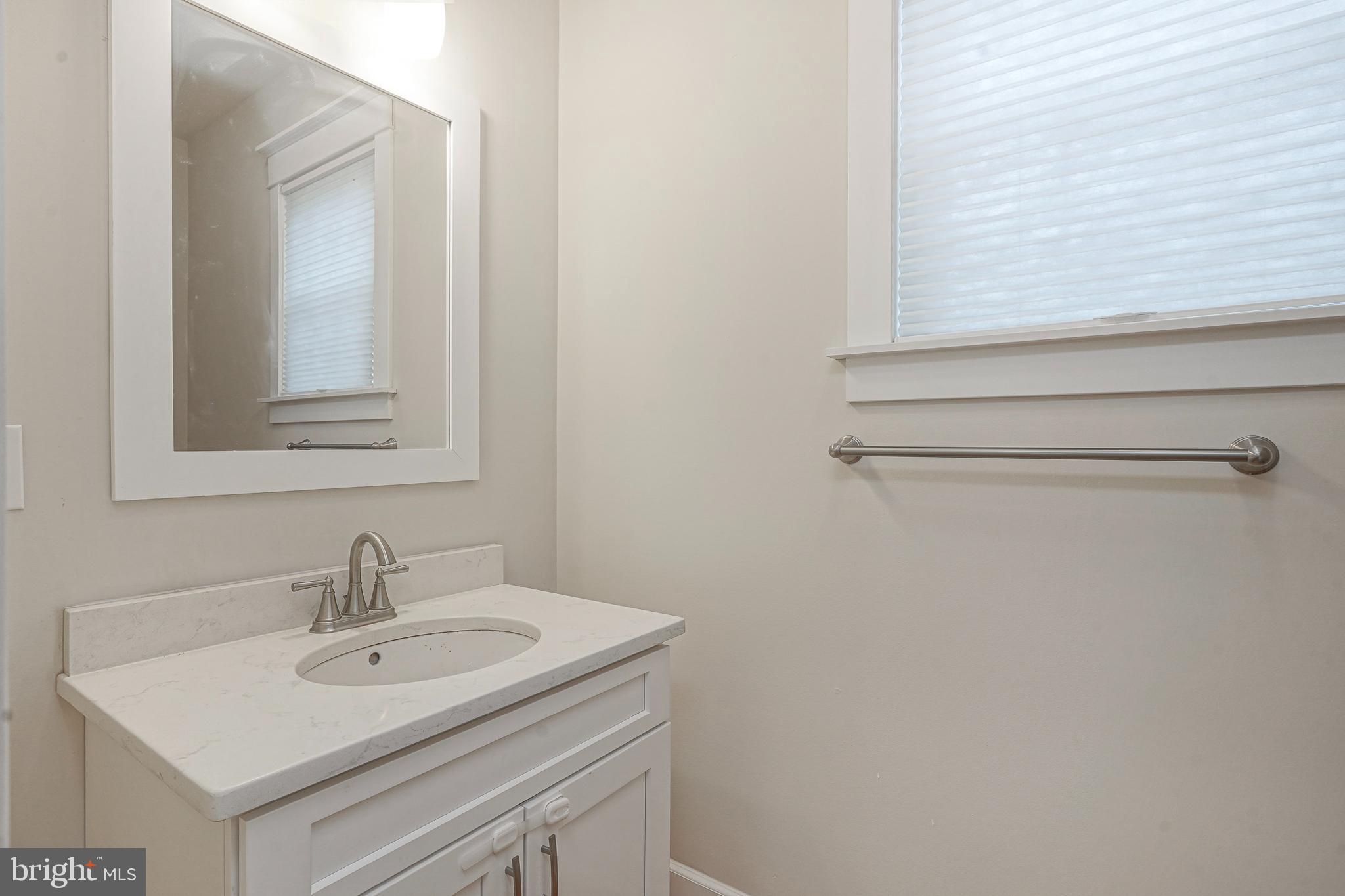 ROXBOROUGH - Residential