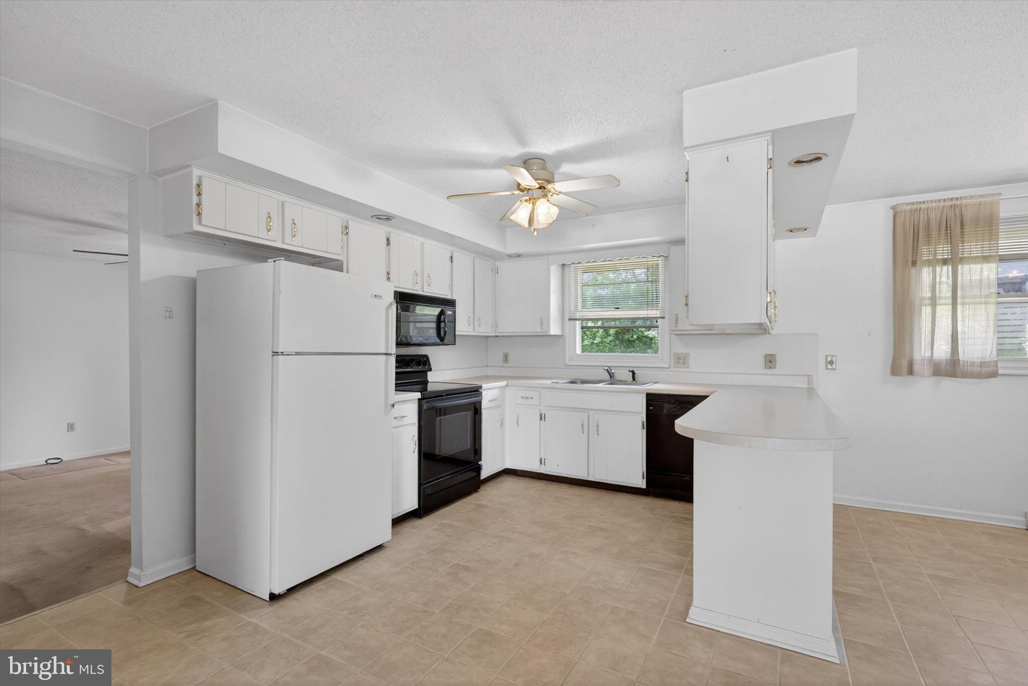 1440 EQUESTRIAN DRIVE