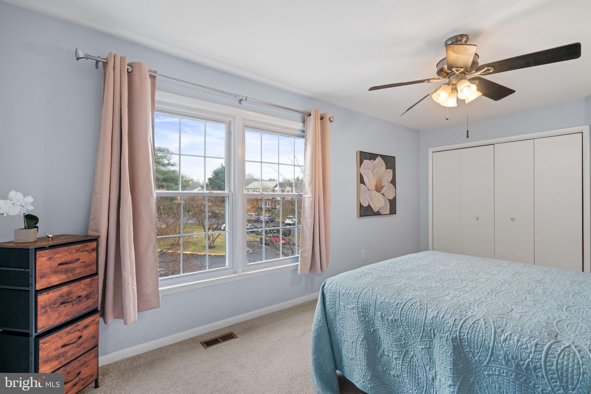 WINDSOR PARK - Residential