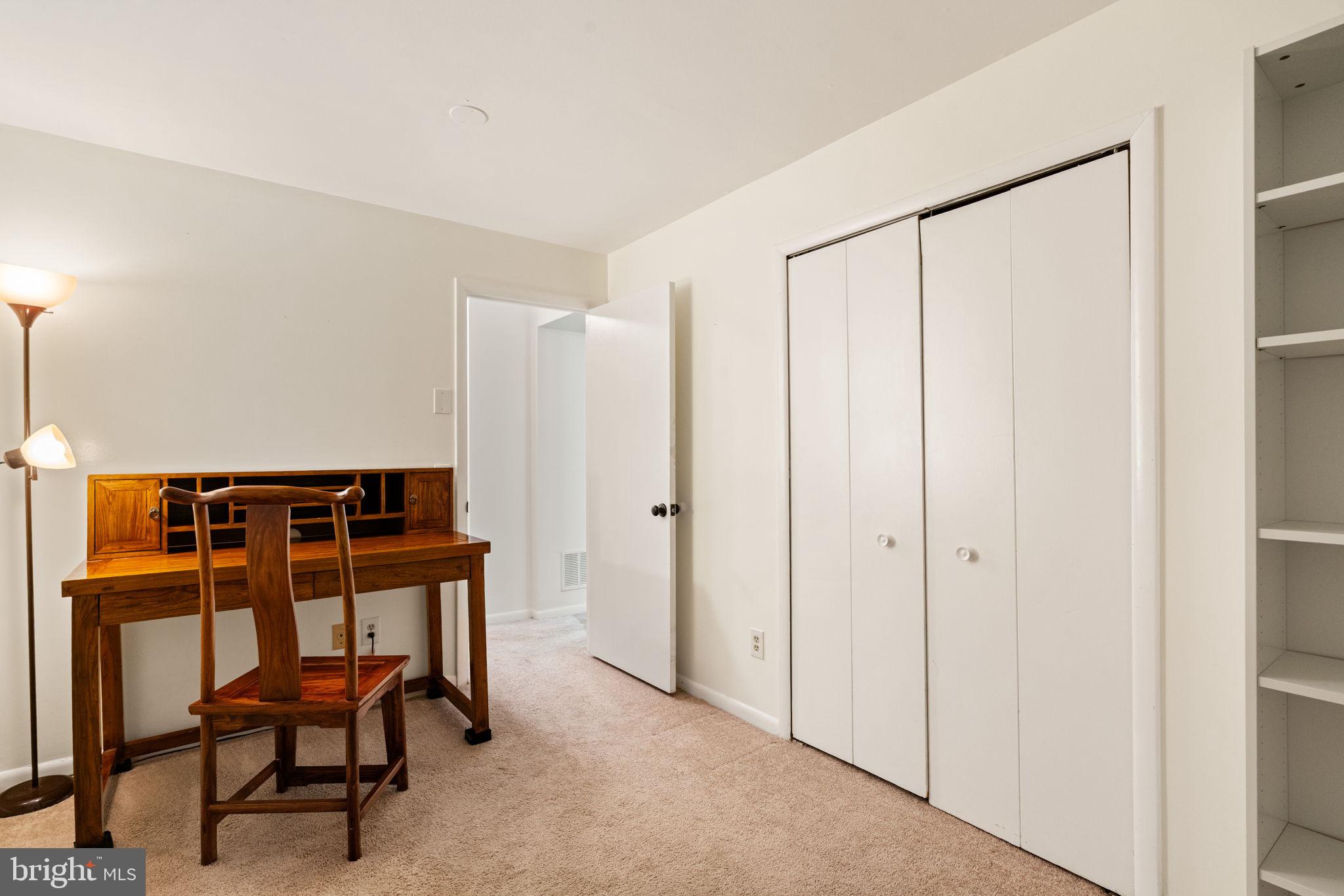 WINDSOR PARK - Residential