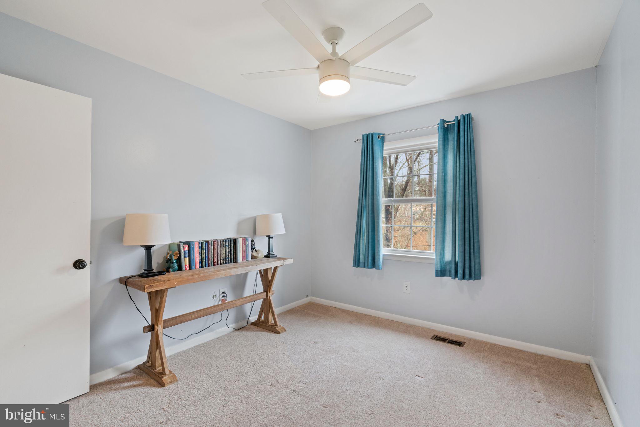 WINDSOR PARK - Residential