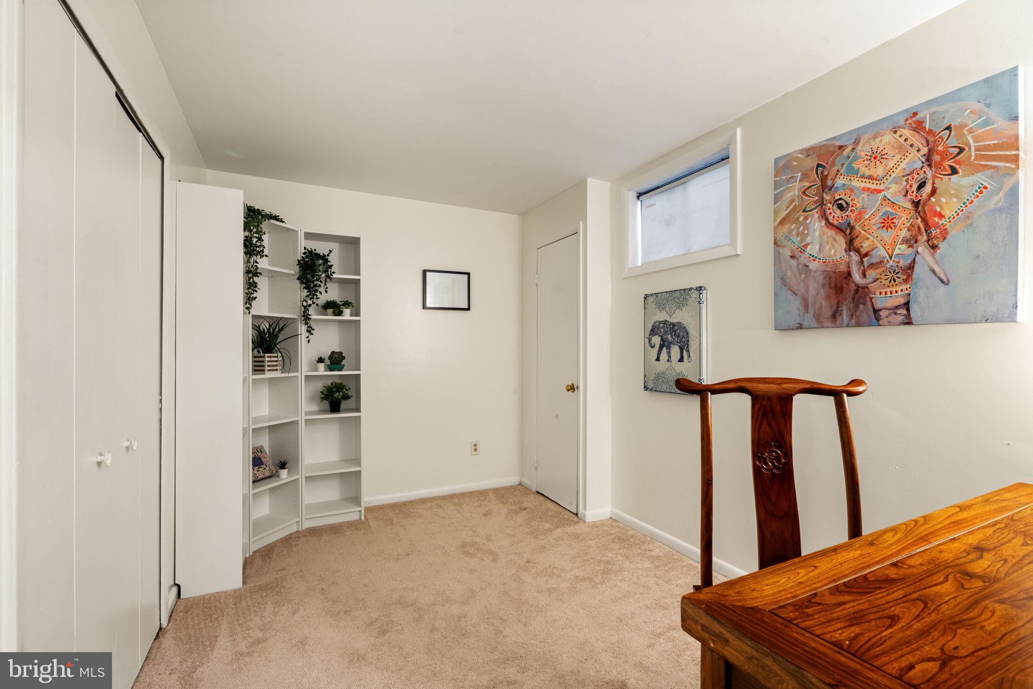 WINDSOR PARK - Residential