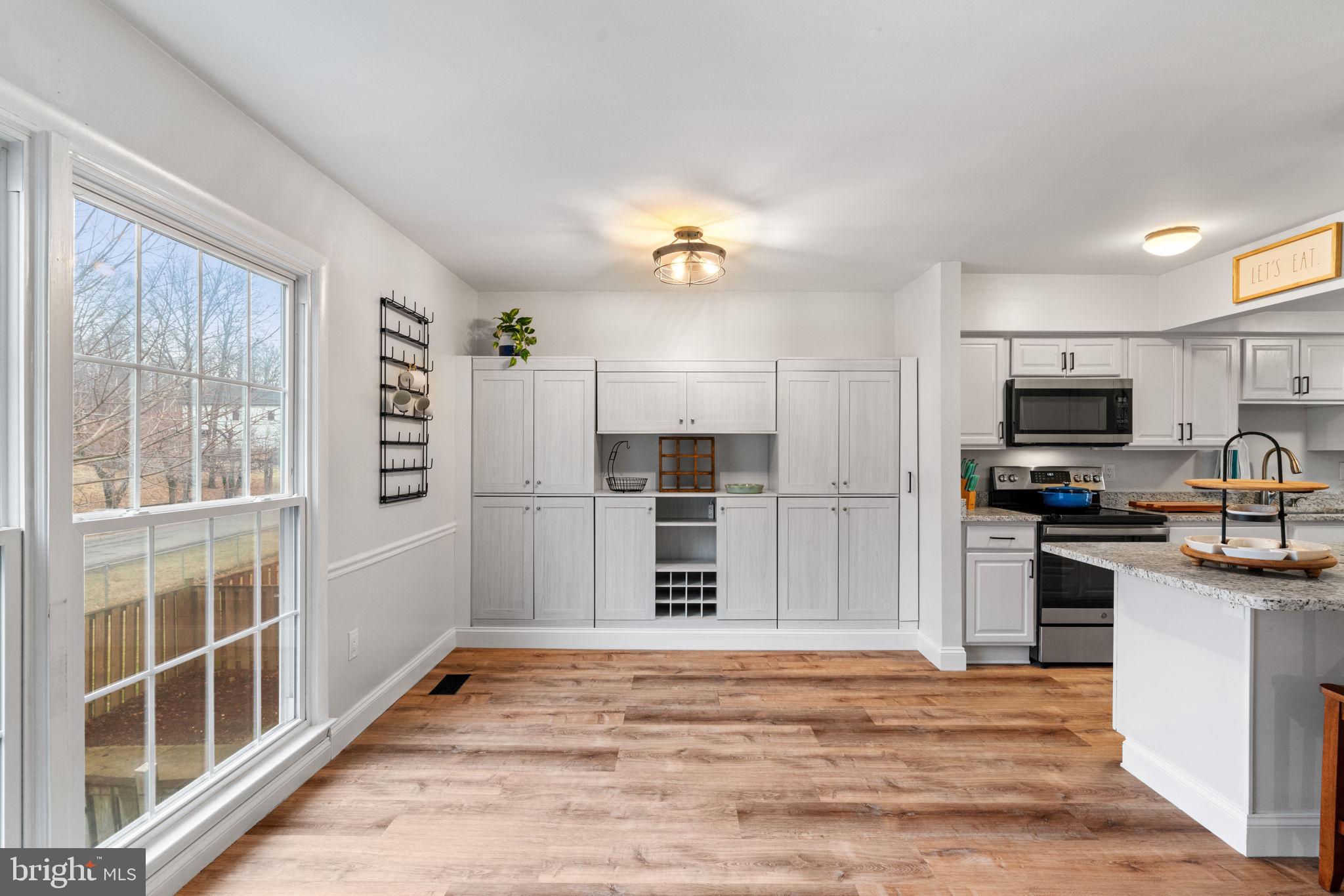 WINDSOR PARK - Residential