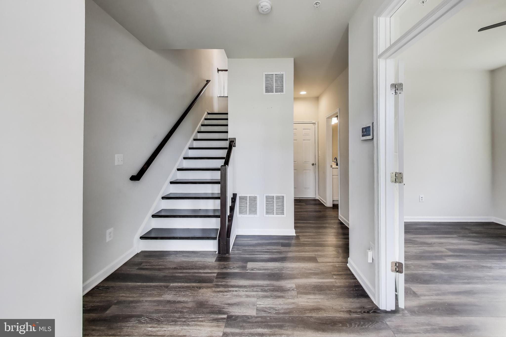 WESTRIDGE AT WESTPHALIA - Residential Lease