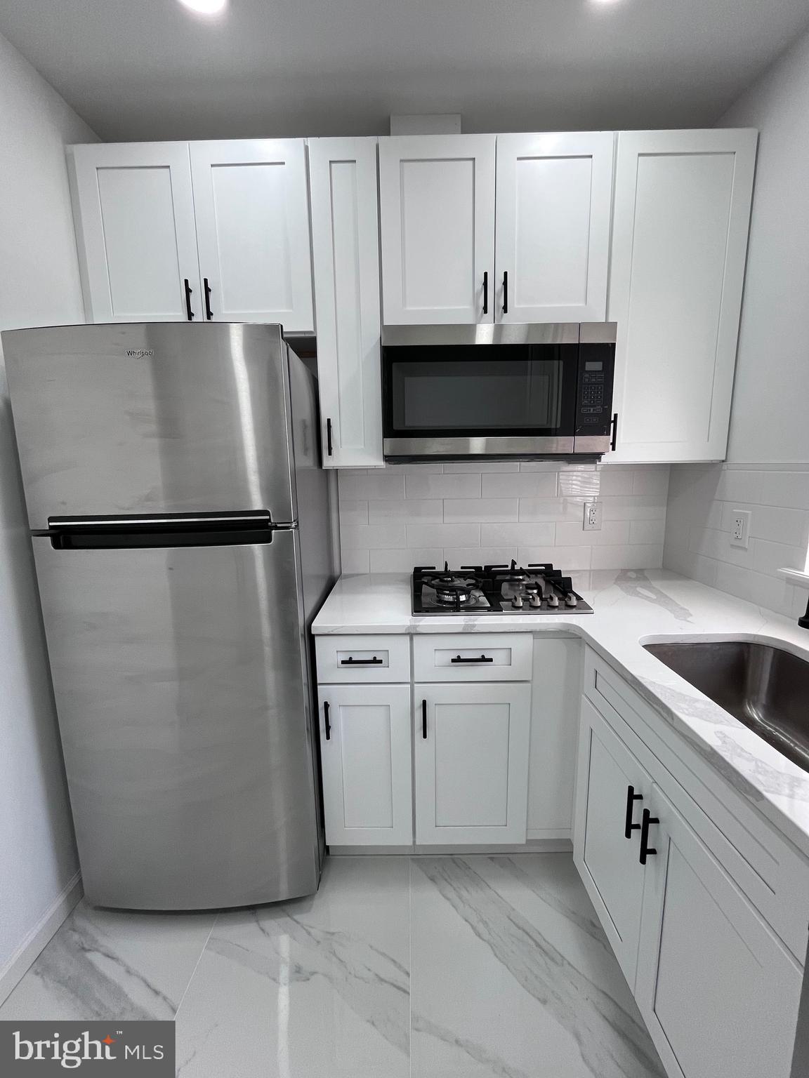 STRAWBERRY MANSION - Residential