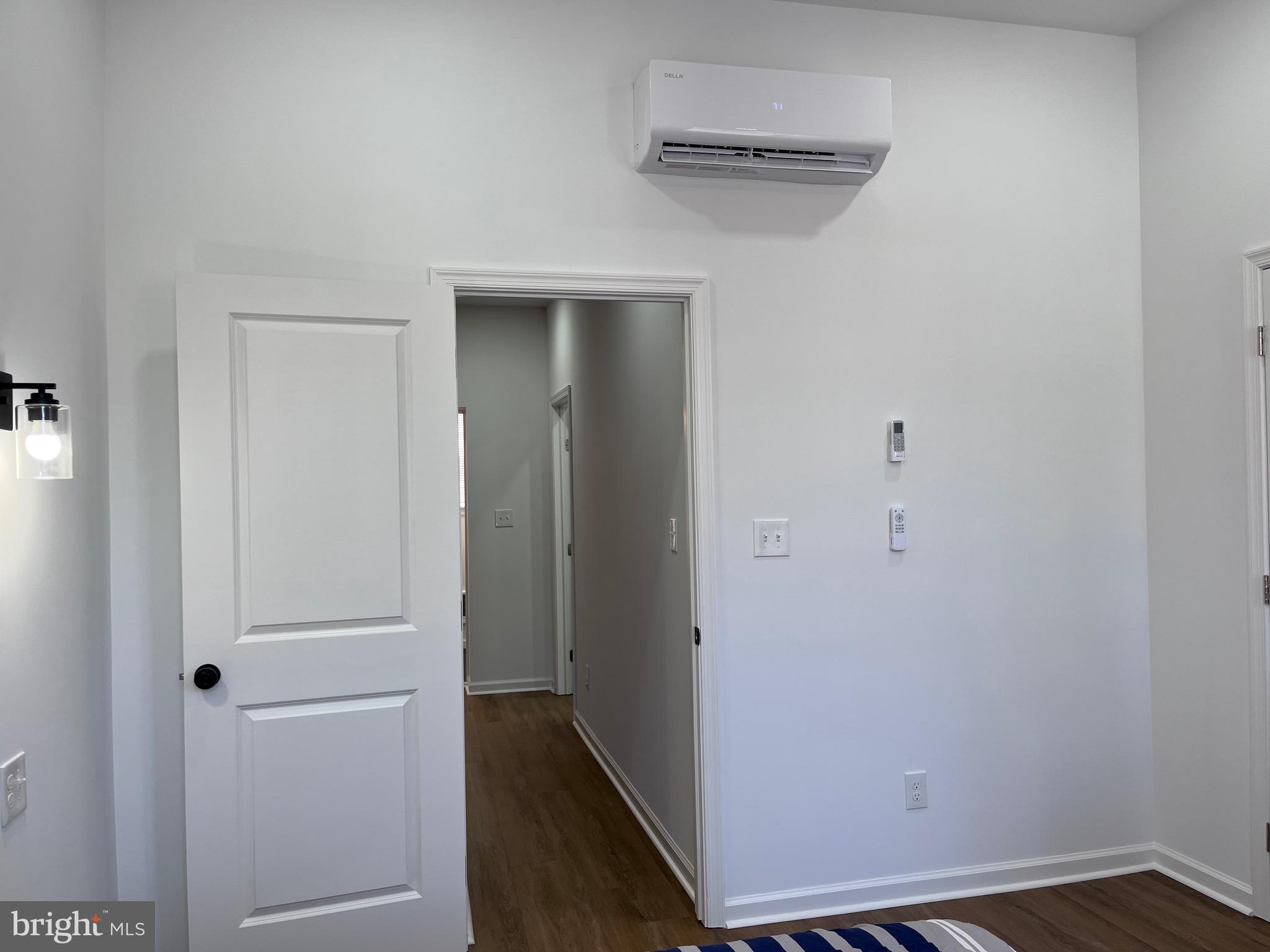 STRAWBERRY MANSION - Residential