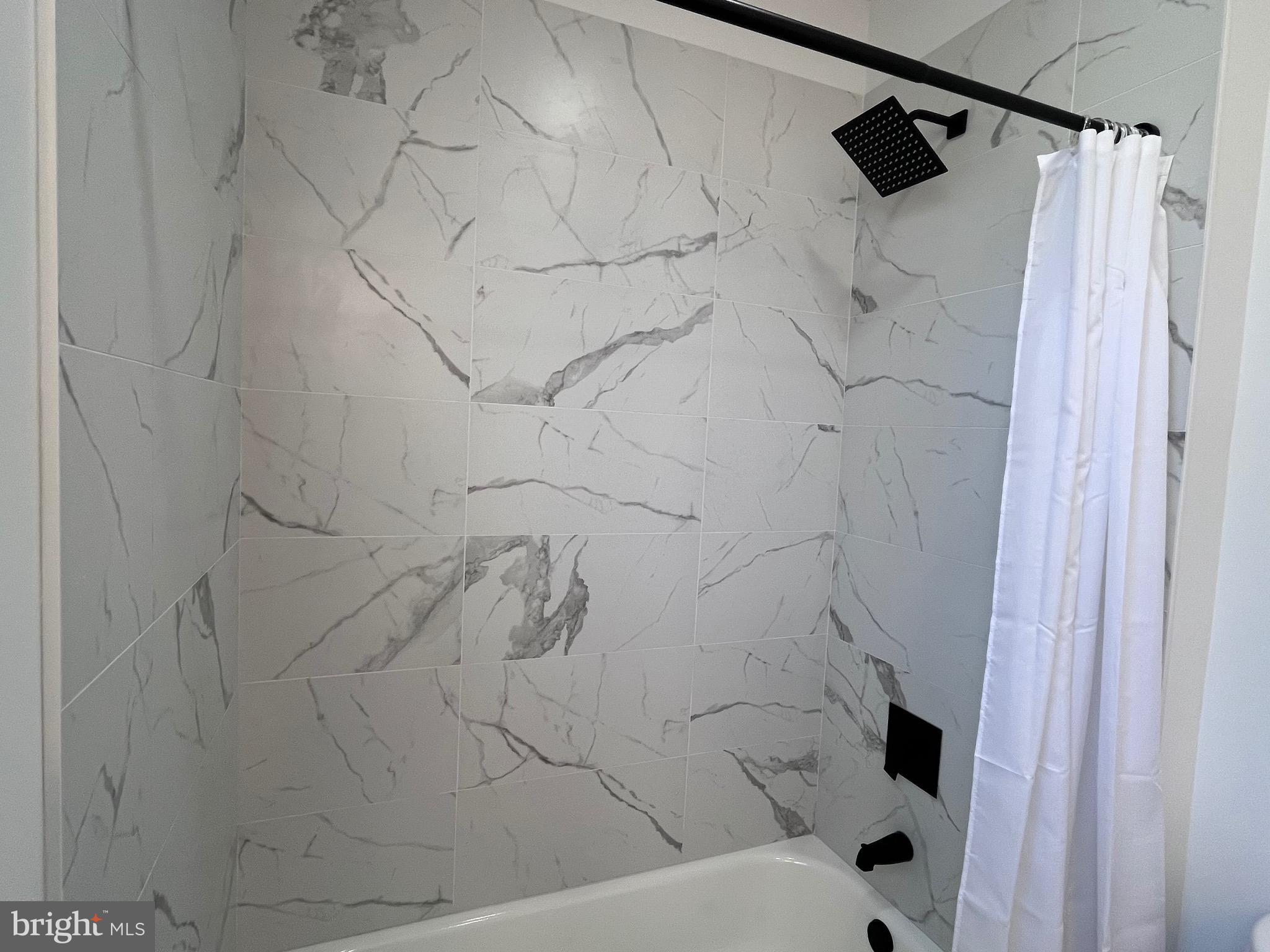 STRAWBERRY MANSION - Residential