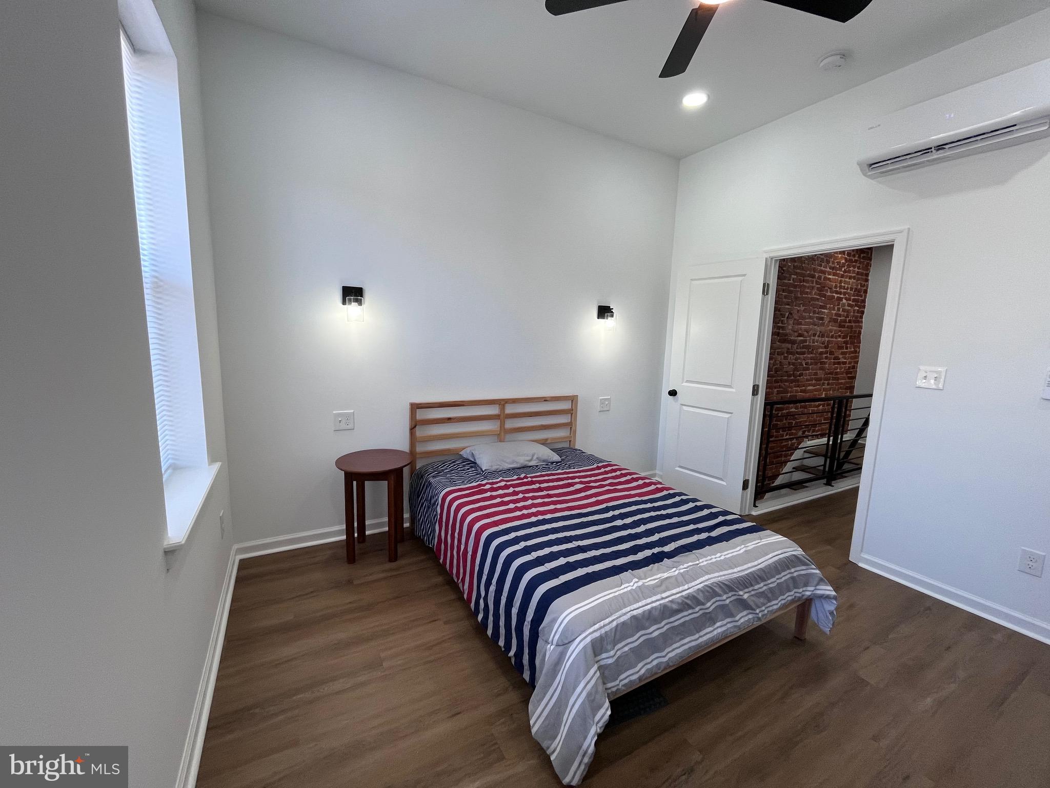 STRAWBERRY MANSION - Residential