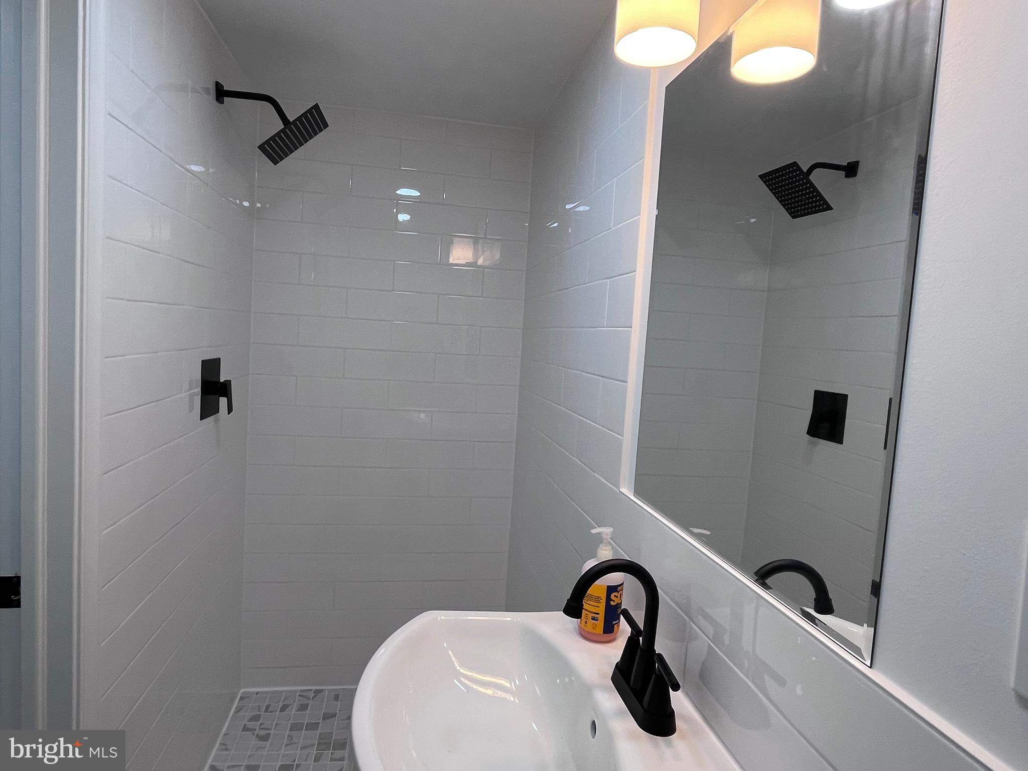 STRAWBERRY MANSION - Residential