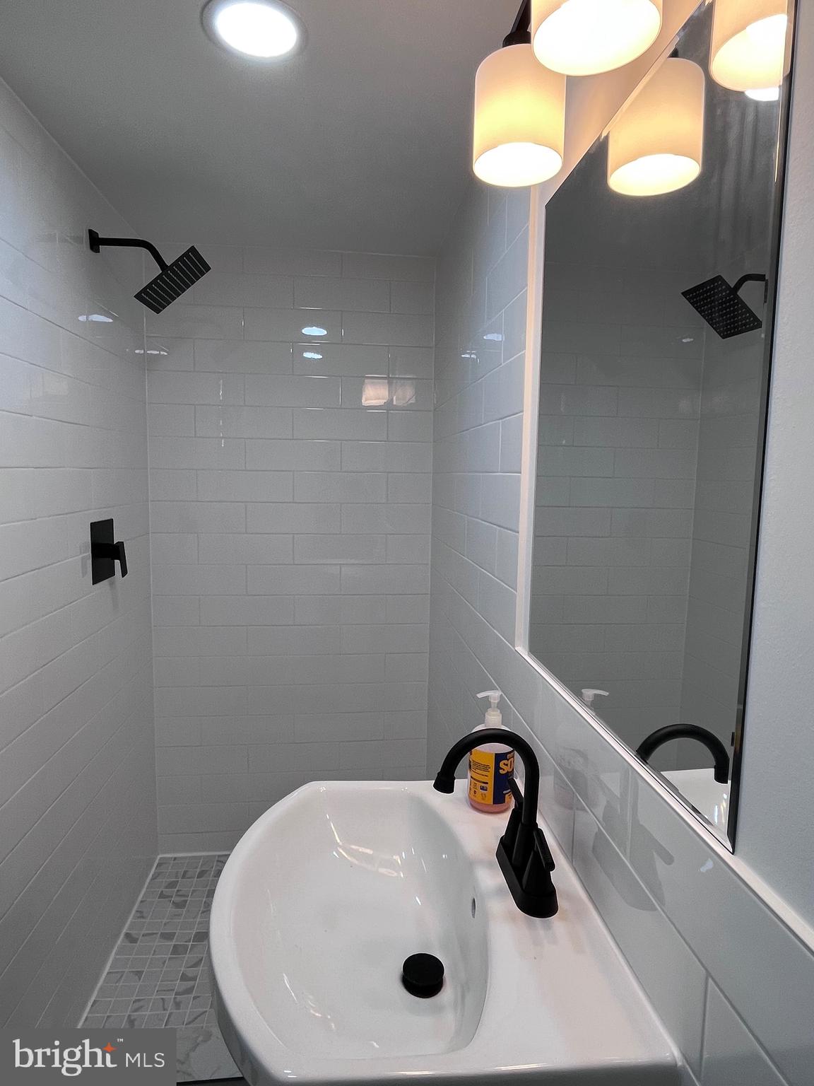 STRAWBERRY MANSION - Residential